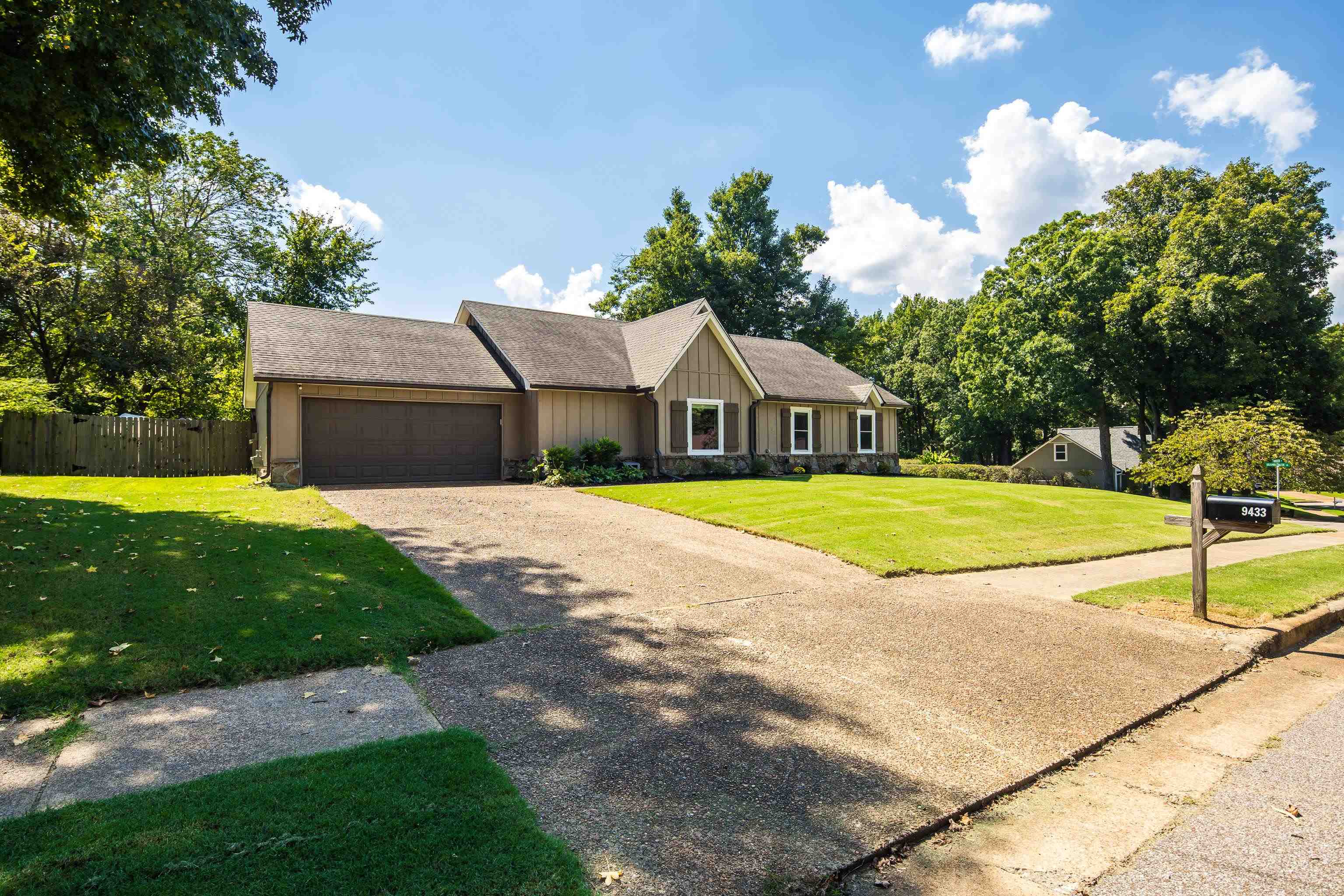 9433 Woodcutter Ln Property Photo 1