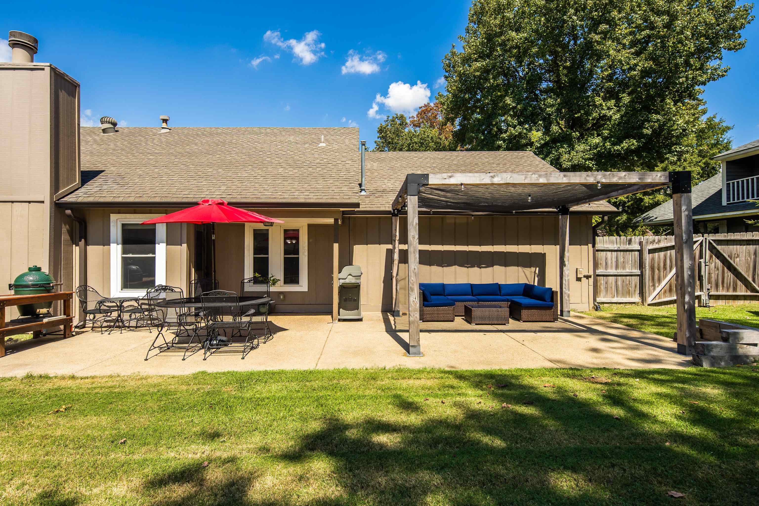 9433 Woodcutter Ln Property Photo 19