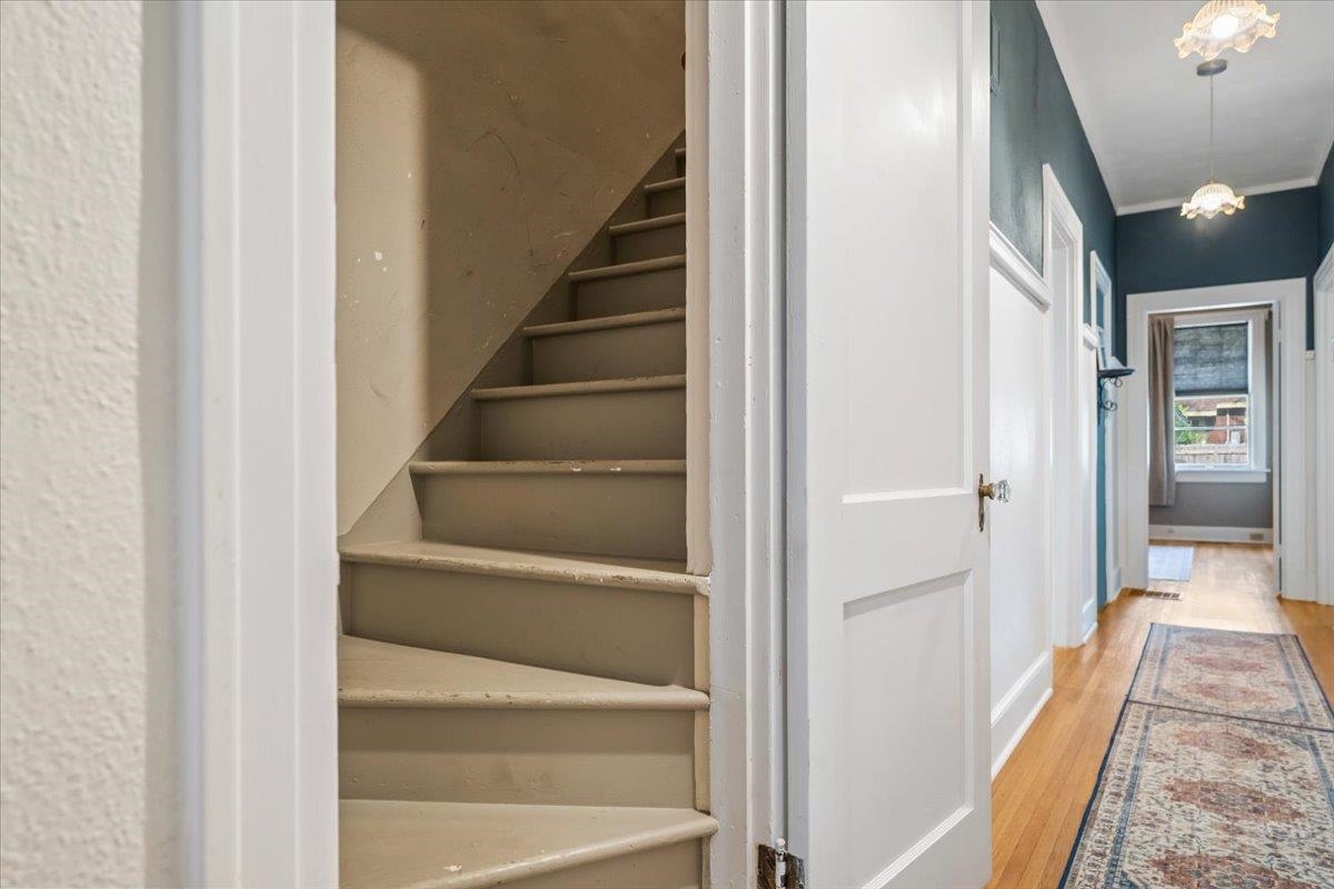 910 Kensington Pl Property Photo 27