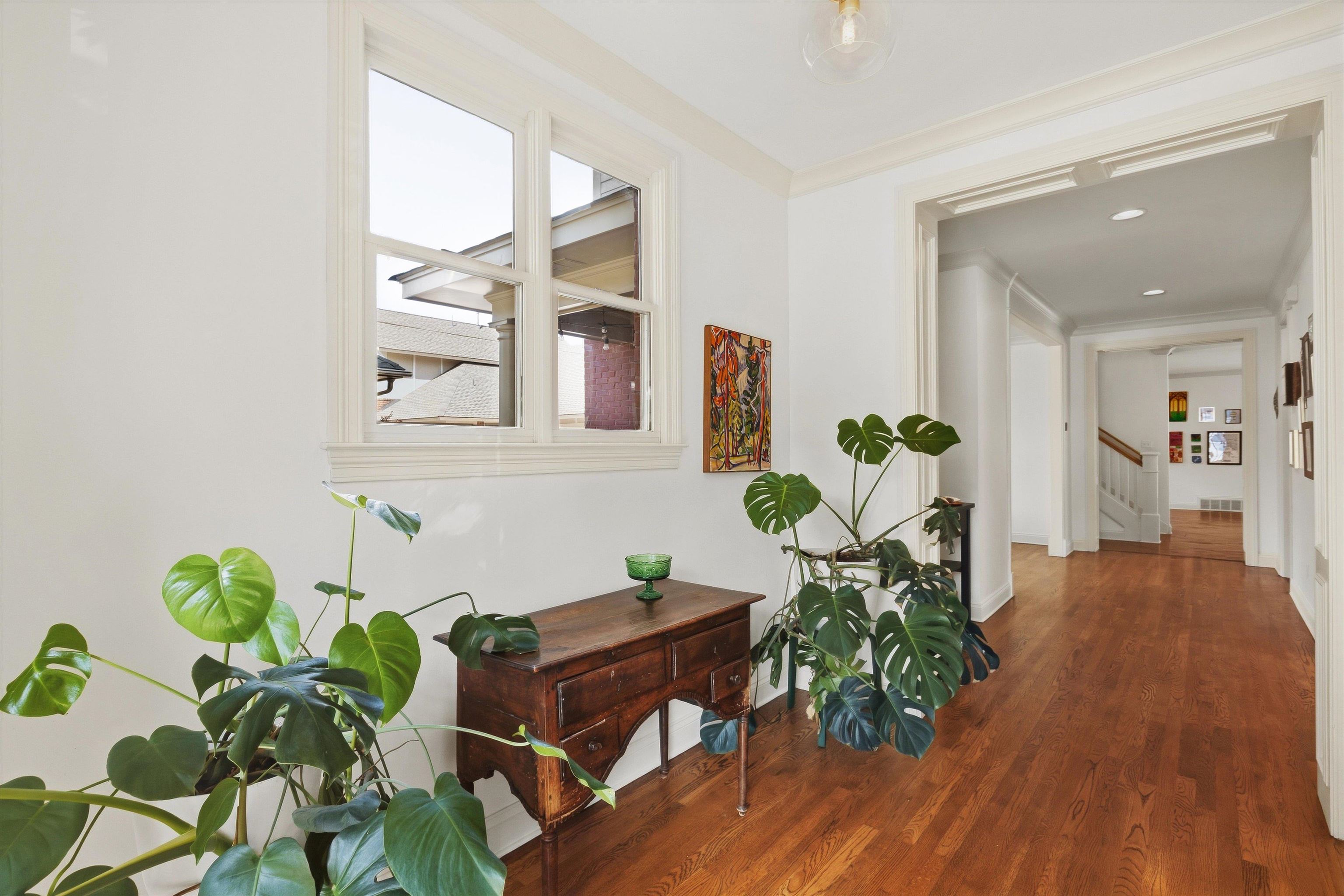 336 N Willett St Property Photo 6