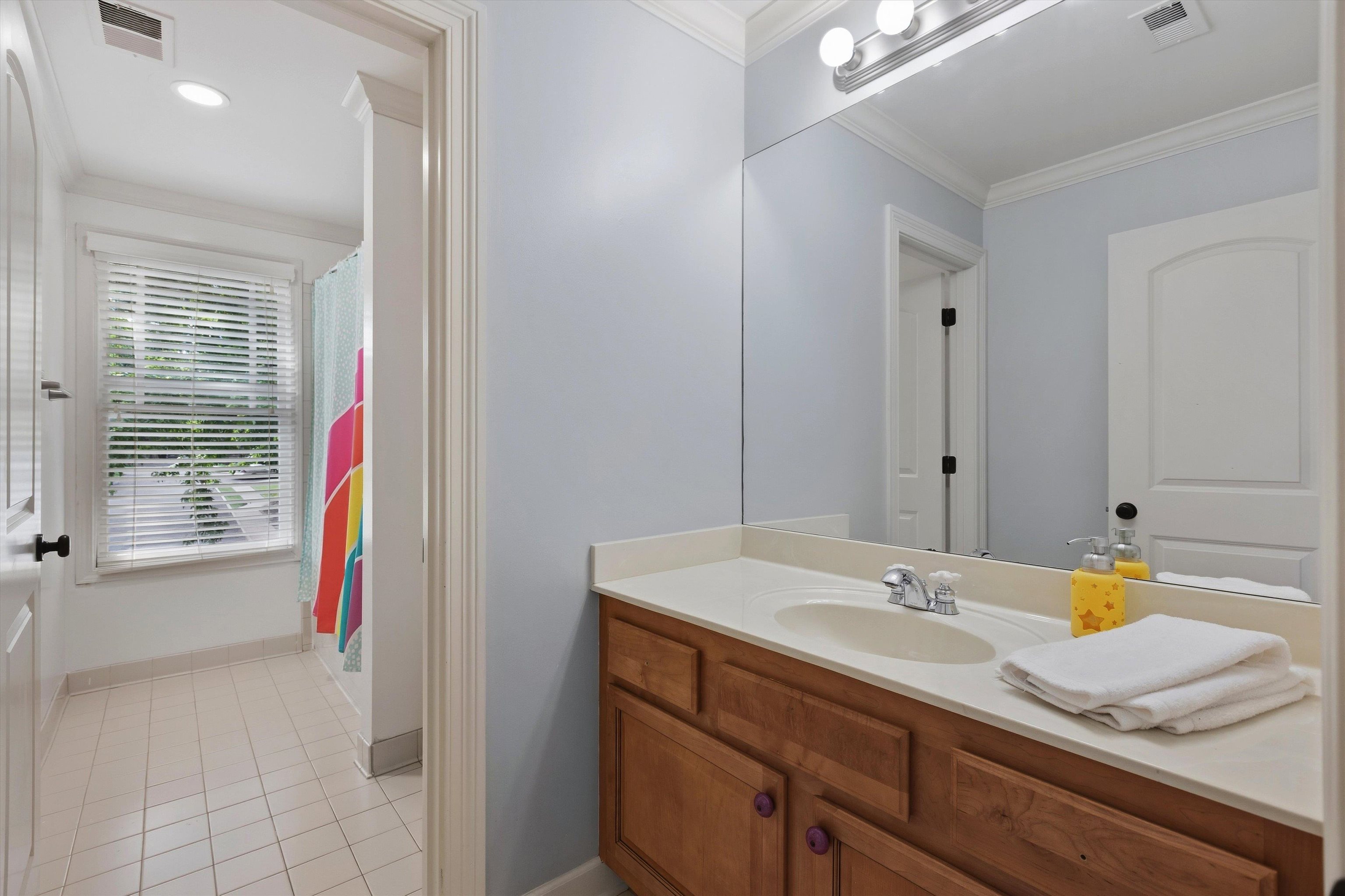 336 N Willett St Property Photo 25