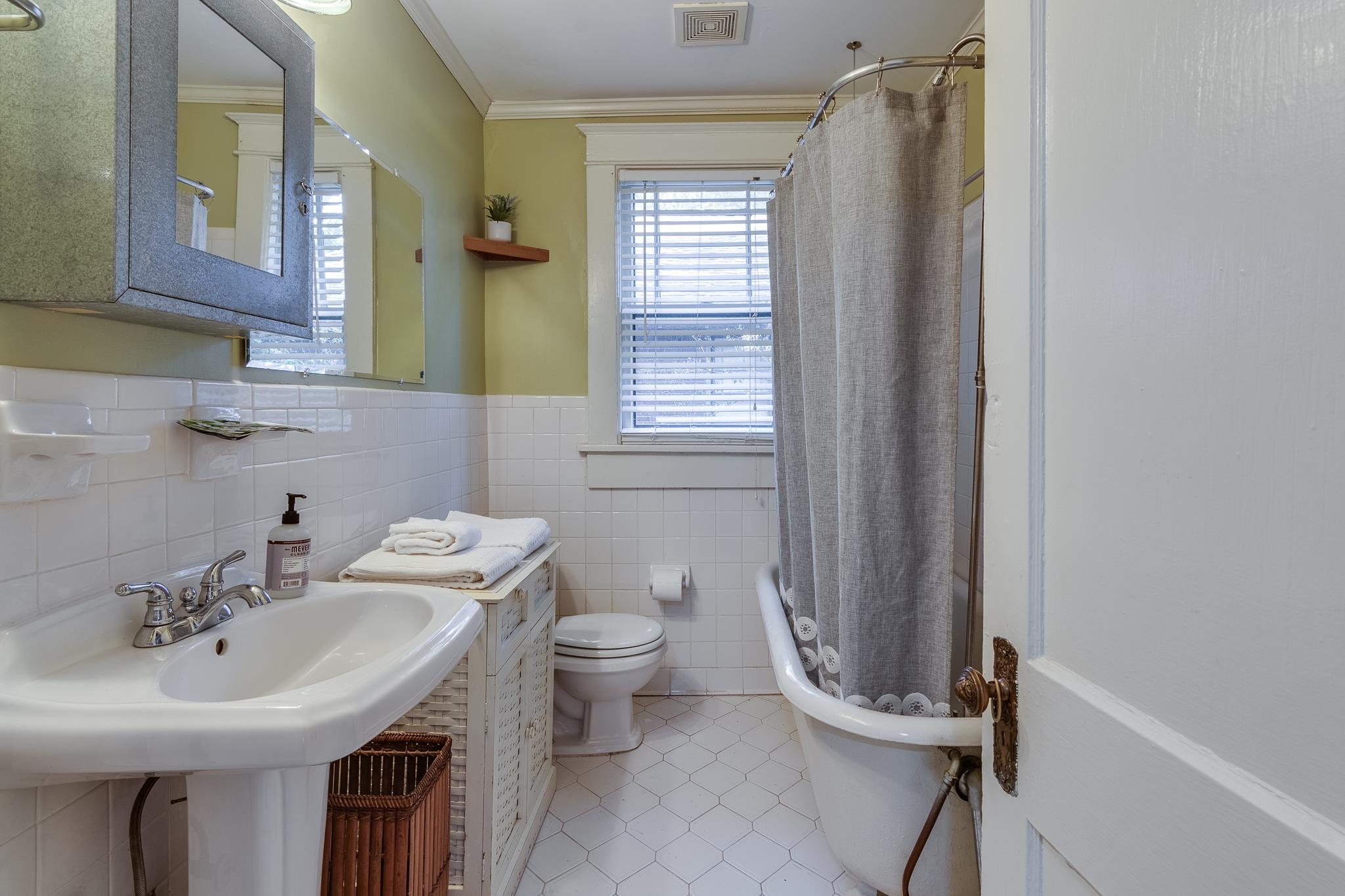 540 Ellsworth St Property Photo 31