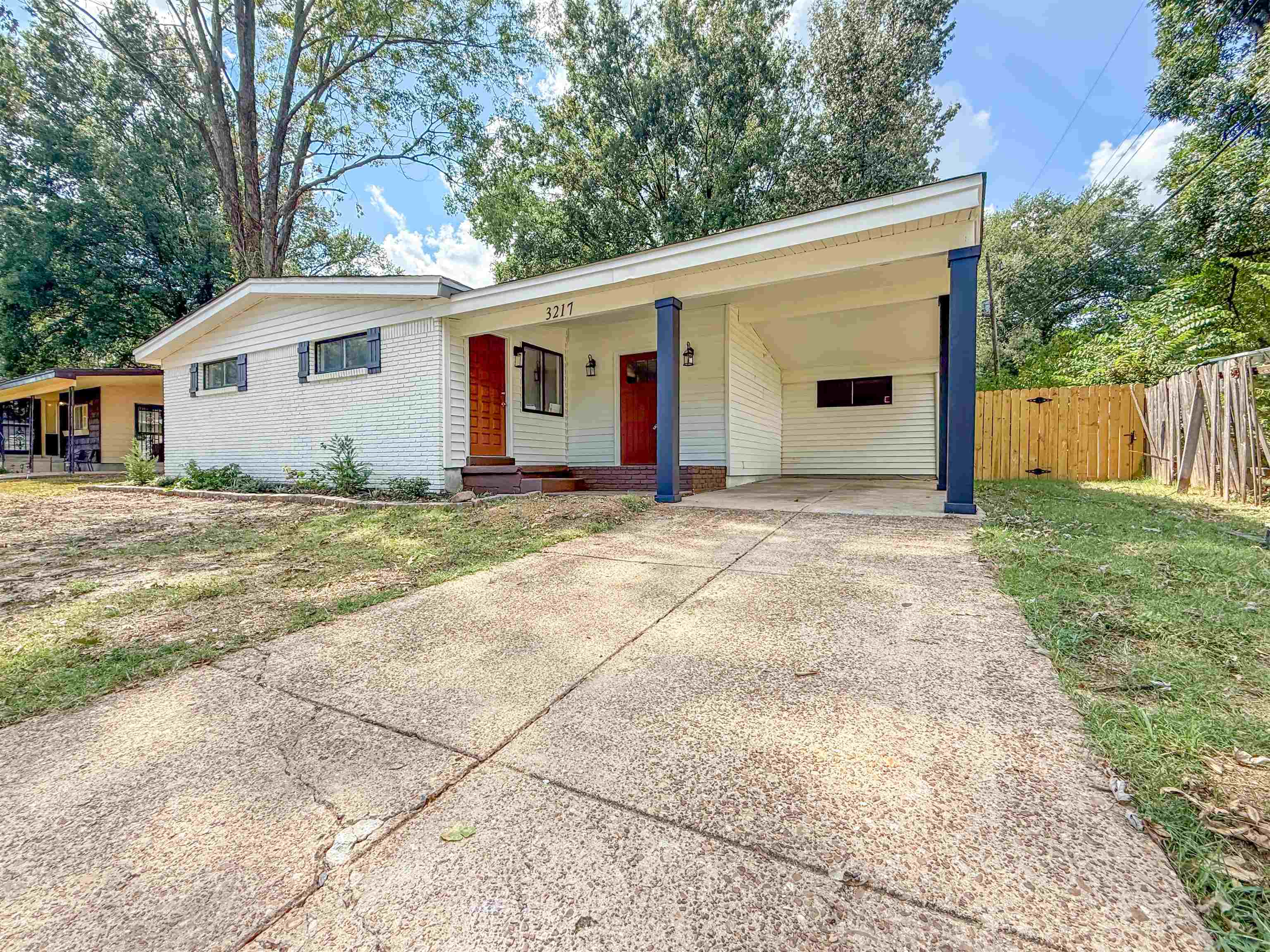 3217 STARSDALE ST Property Photo 1