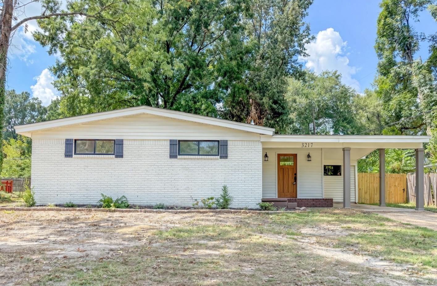 3217 Starsdale St Property Photo 1