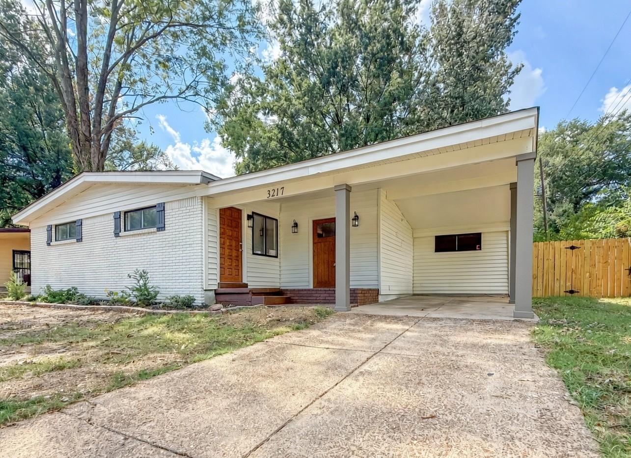3217 Starsdale St Property Photo 3