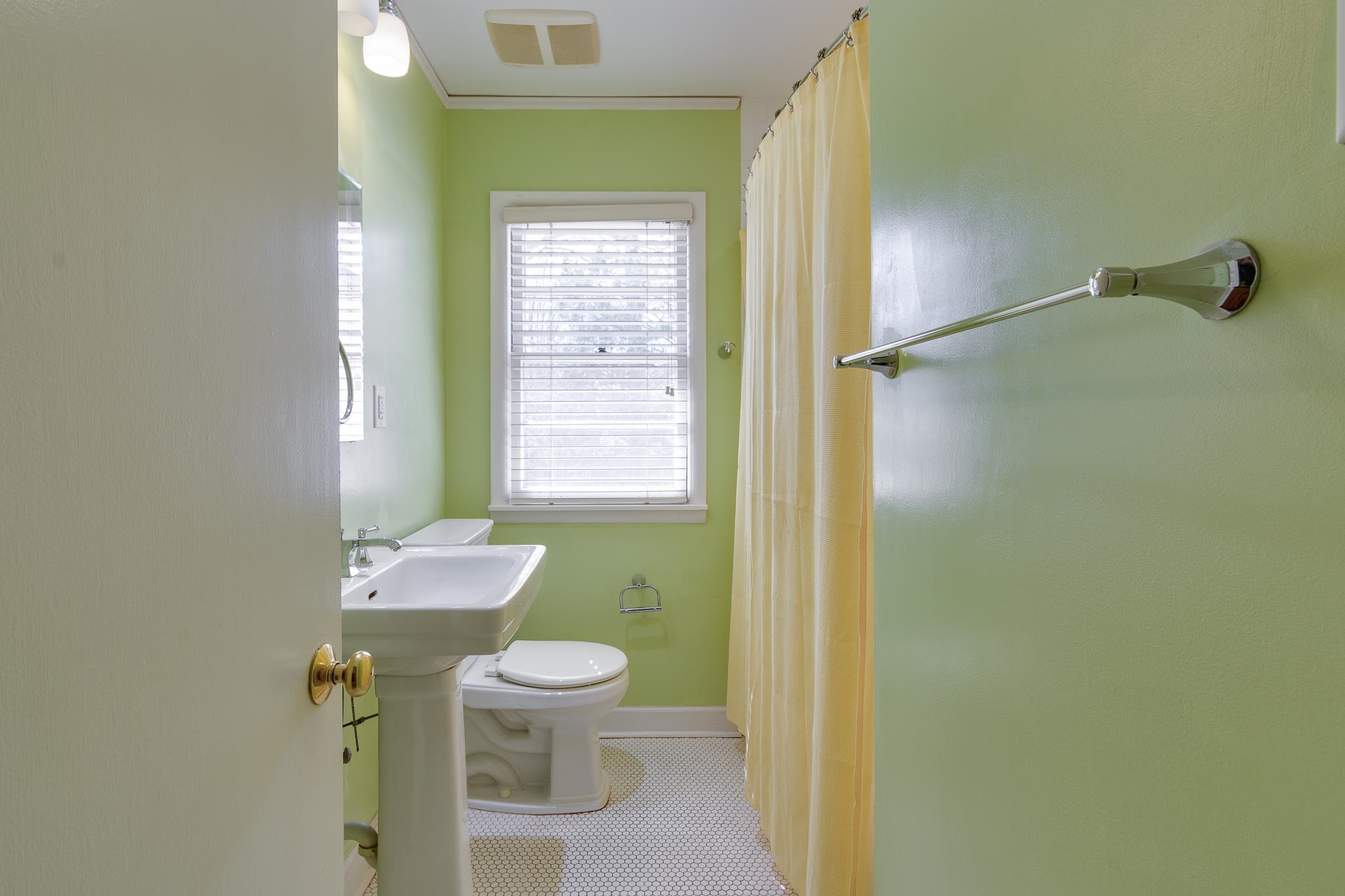 4935 Robindale Ln Property Photo 24