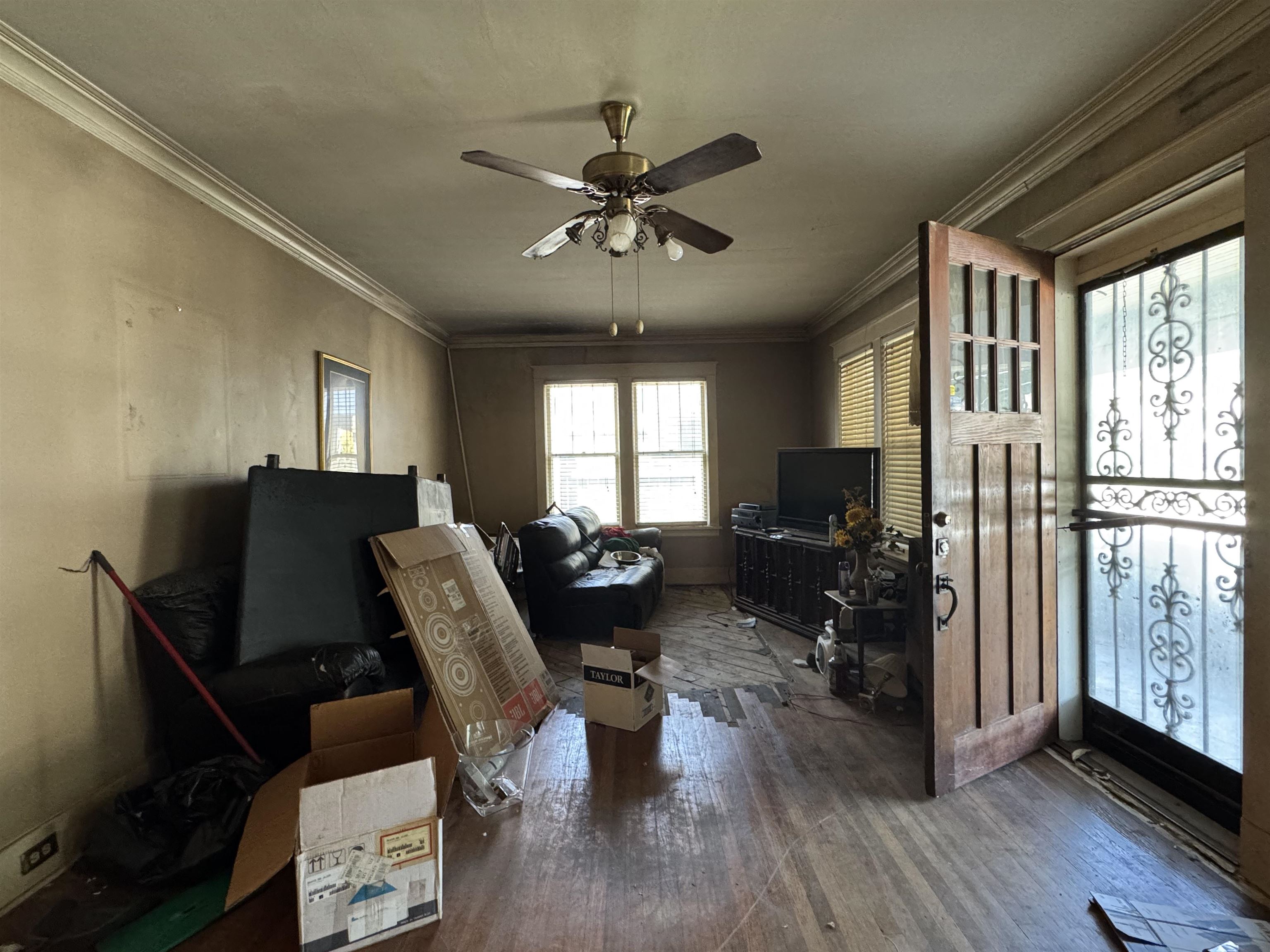 2405 Parkway Pl Property Photo 6