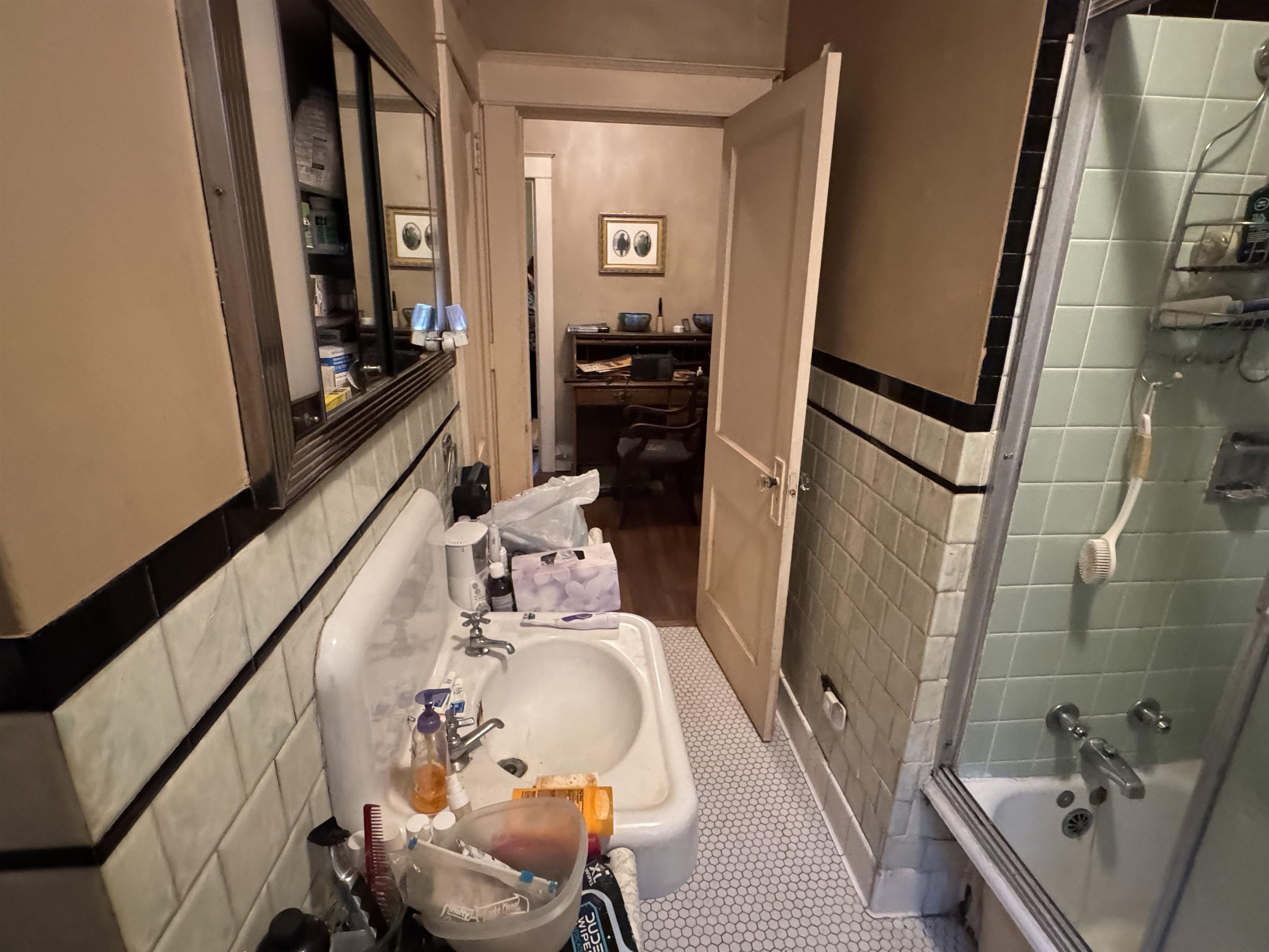 2405 Parkway Pl Property Photo 11