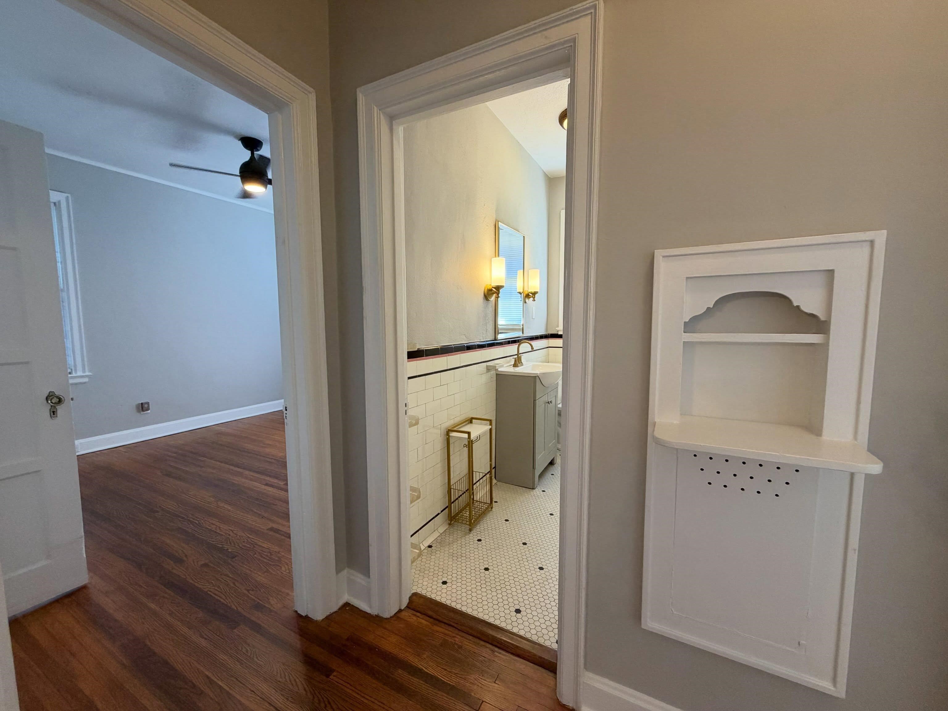 910 N Barksdale St Property Photo 19