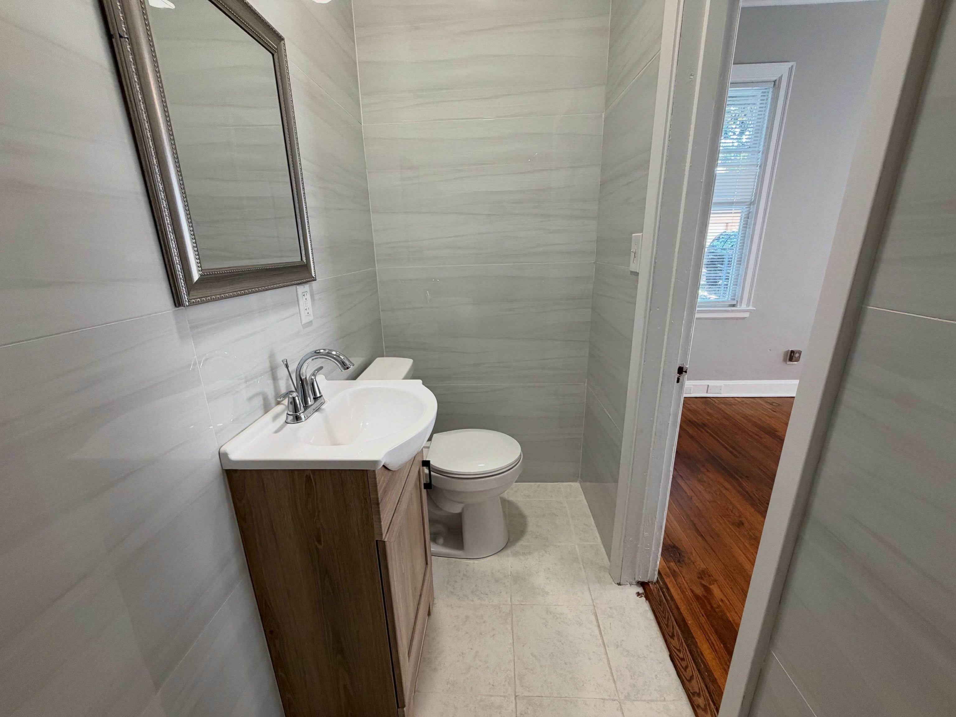 910 N Barksdale St Property Photo 22