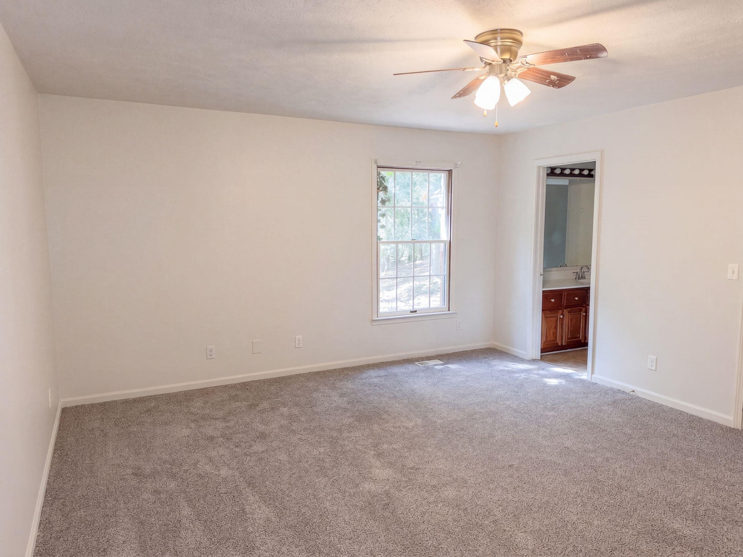 675 Jenny Rd Property Photo 4