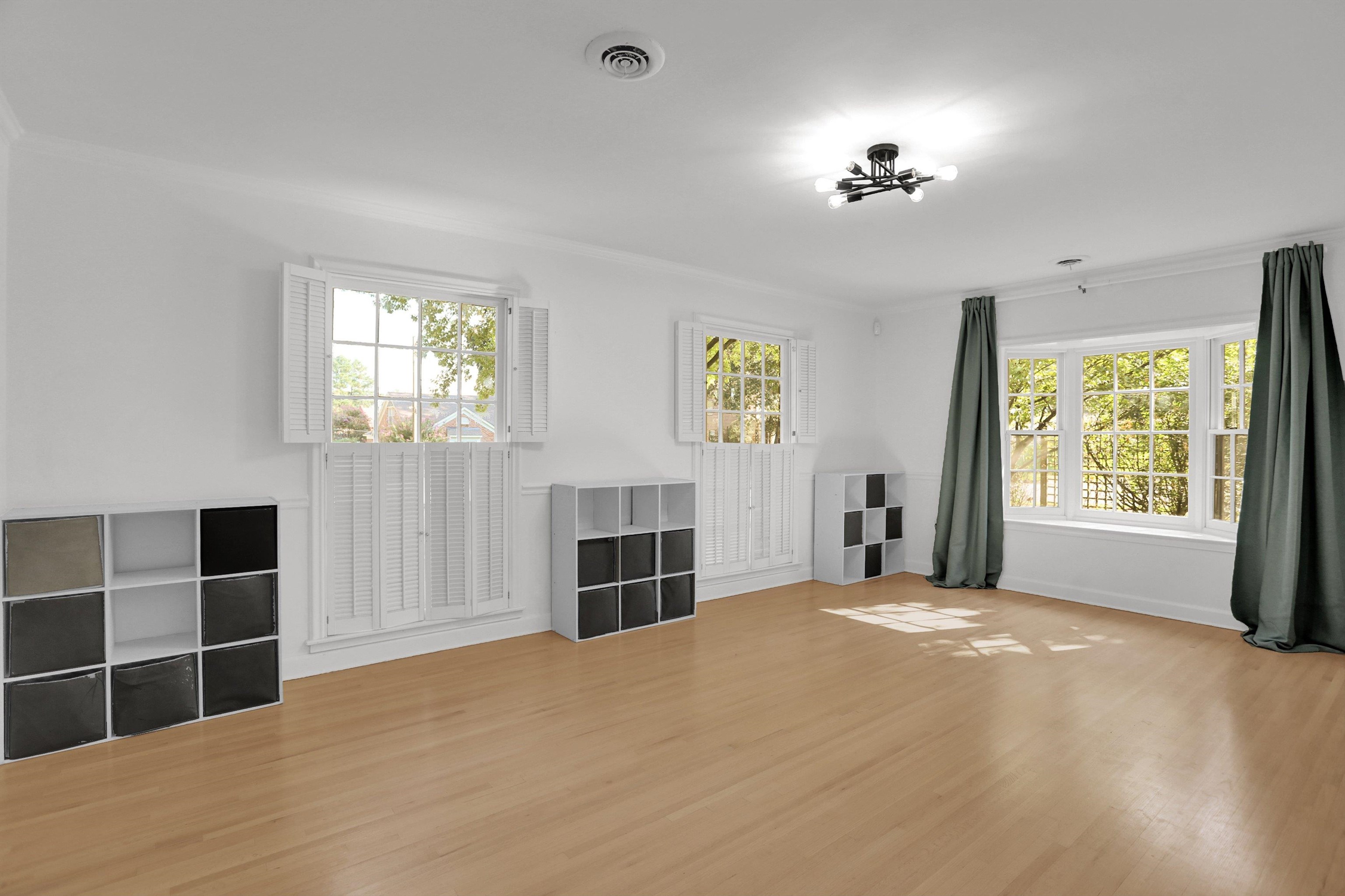 5721 Woodbriar Cv Property Photo 13