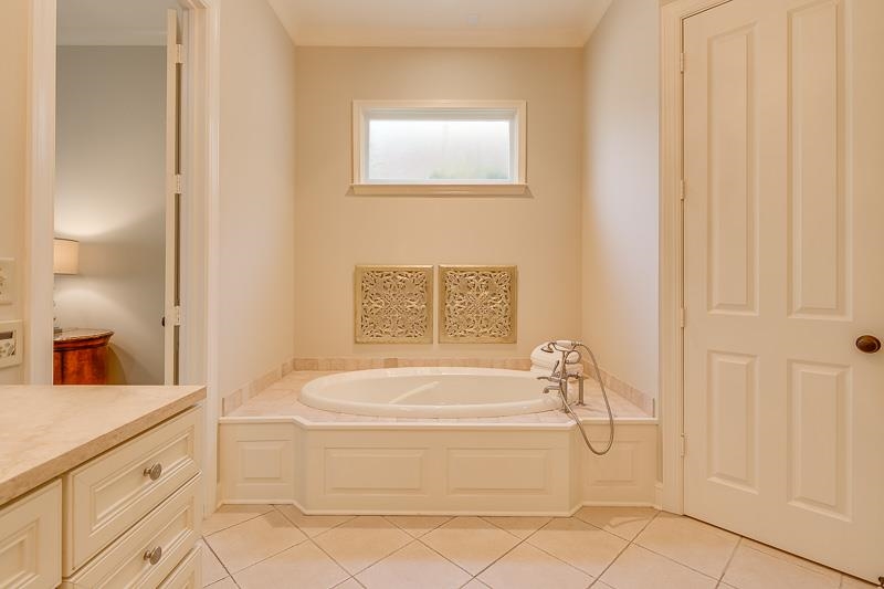 1895 Hazelton Dr Property Photo 26