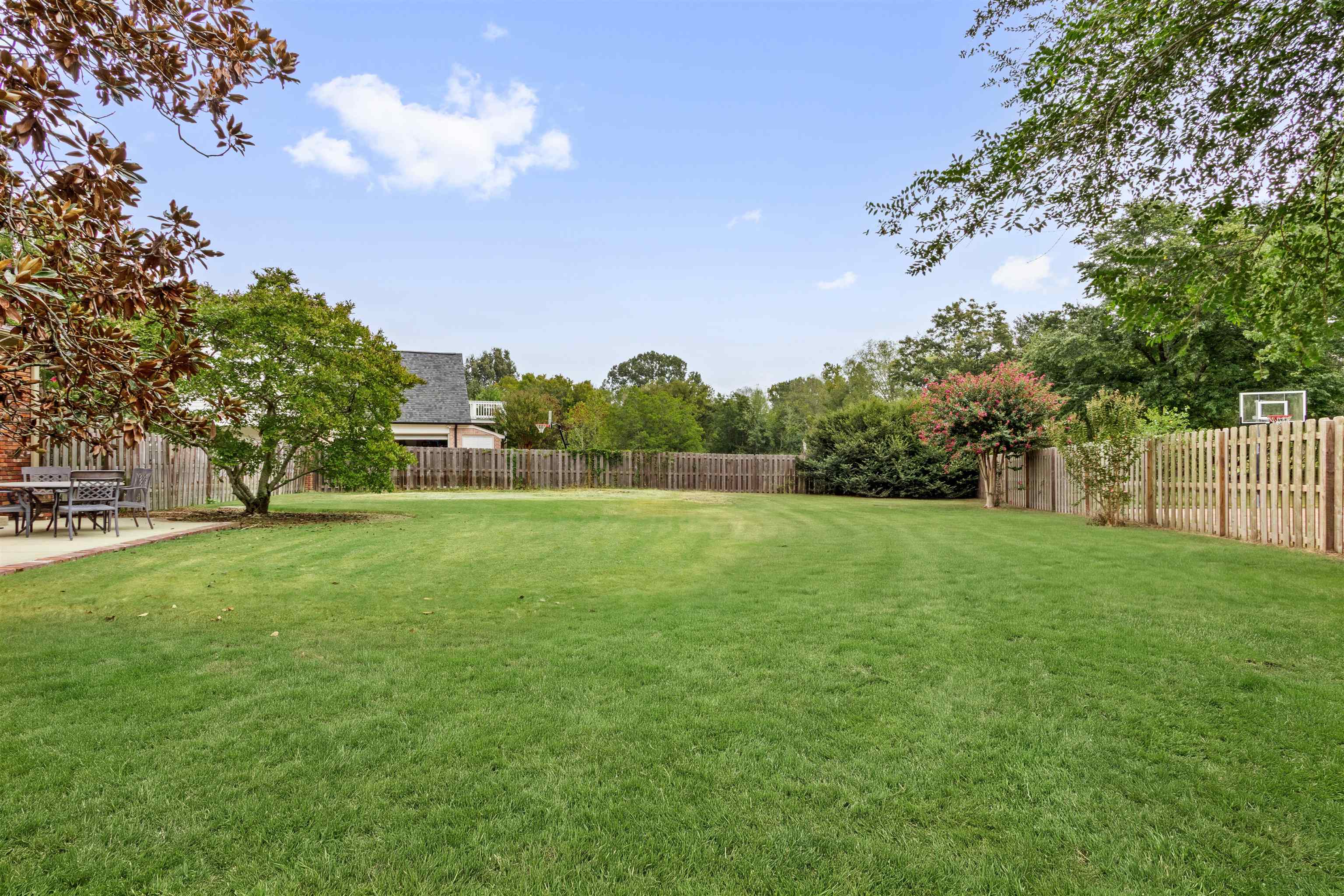 2667 Dibrell Trail Dr Property Photo 3