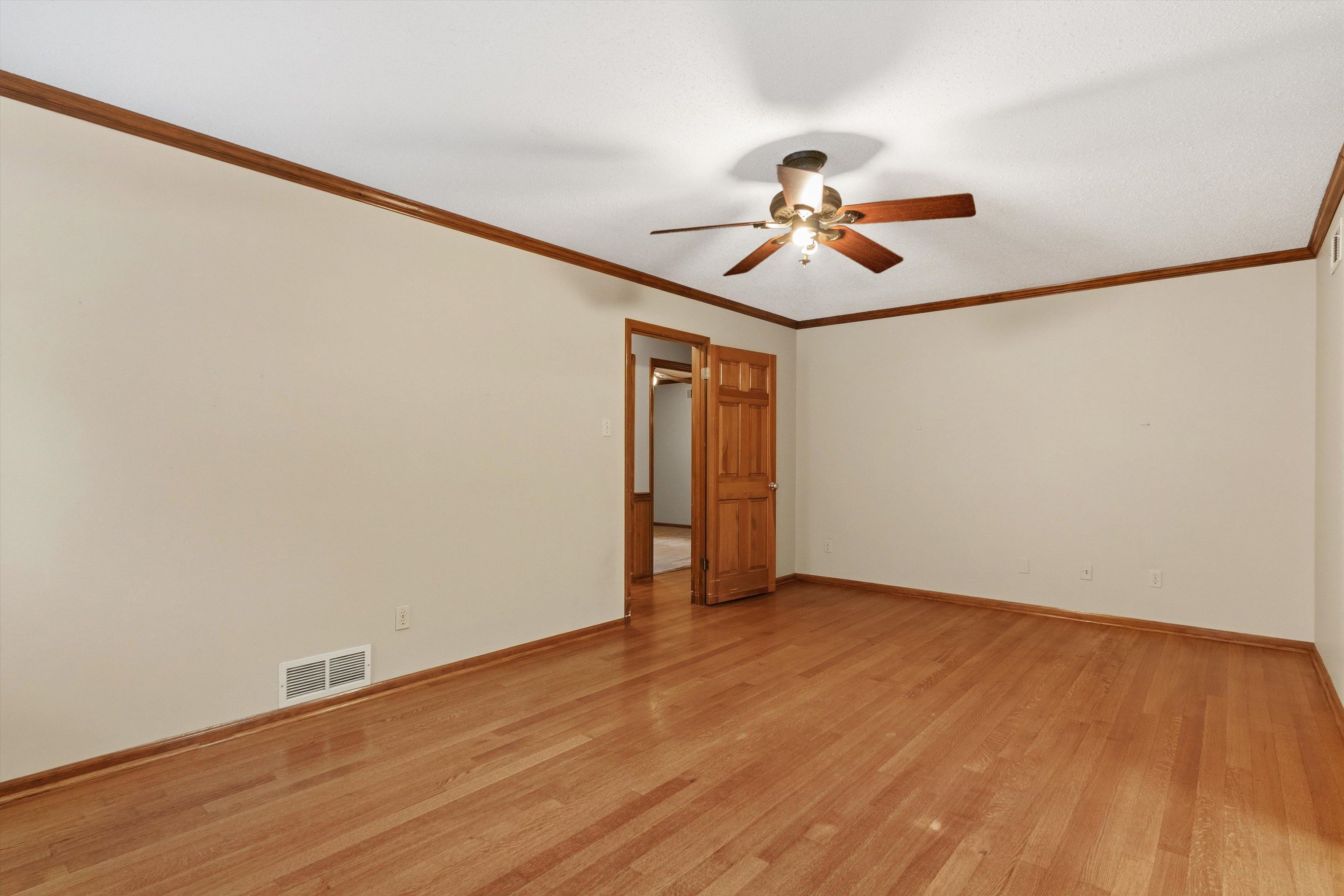 3961 Oak Rd Property Photo 18