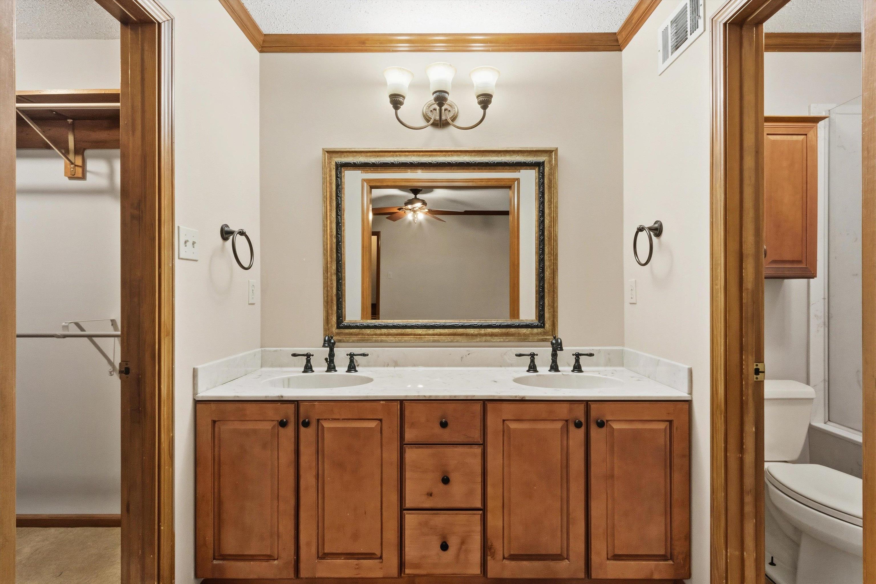 3961 Oak Rd Property Photo 19