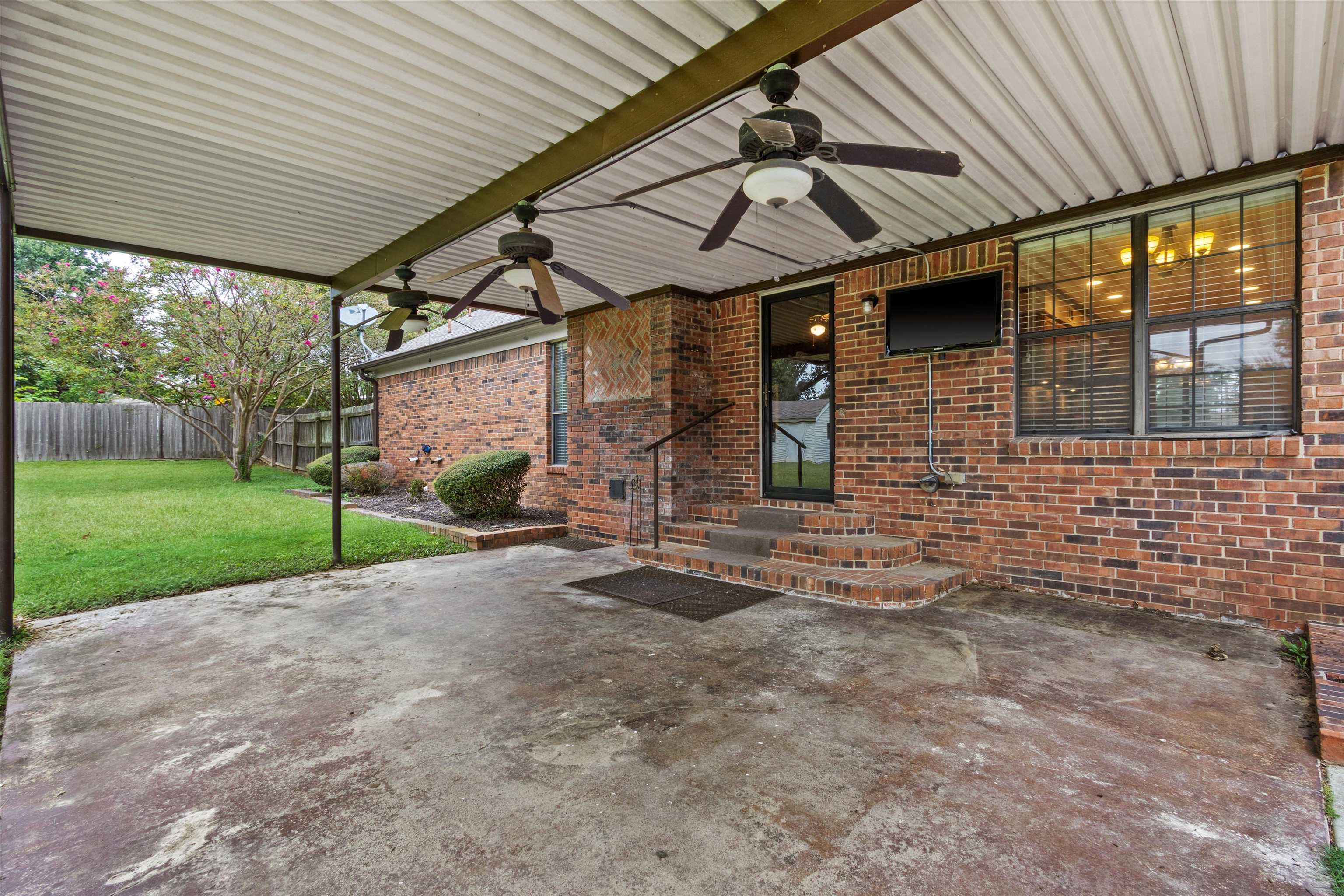 3961 Oak Rd Property Photo 26