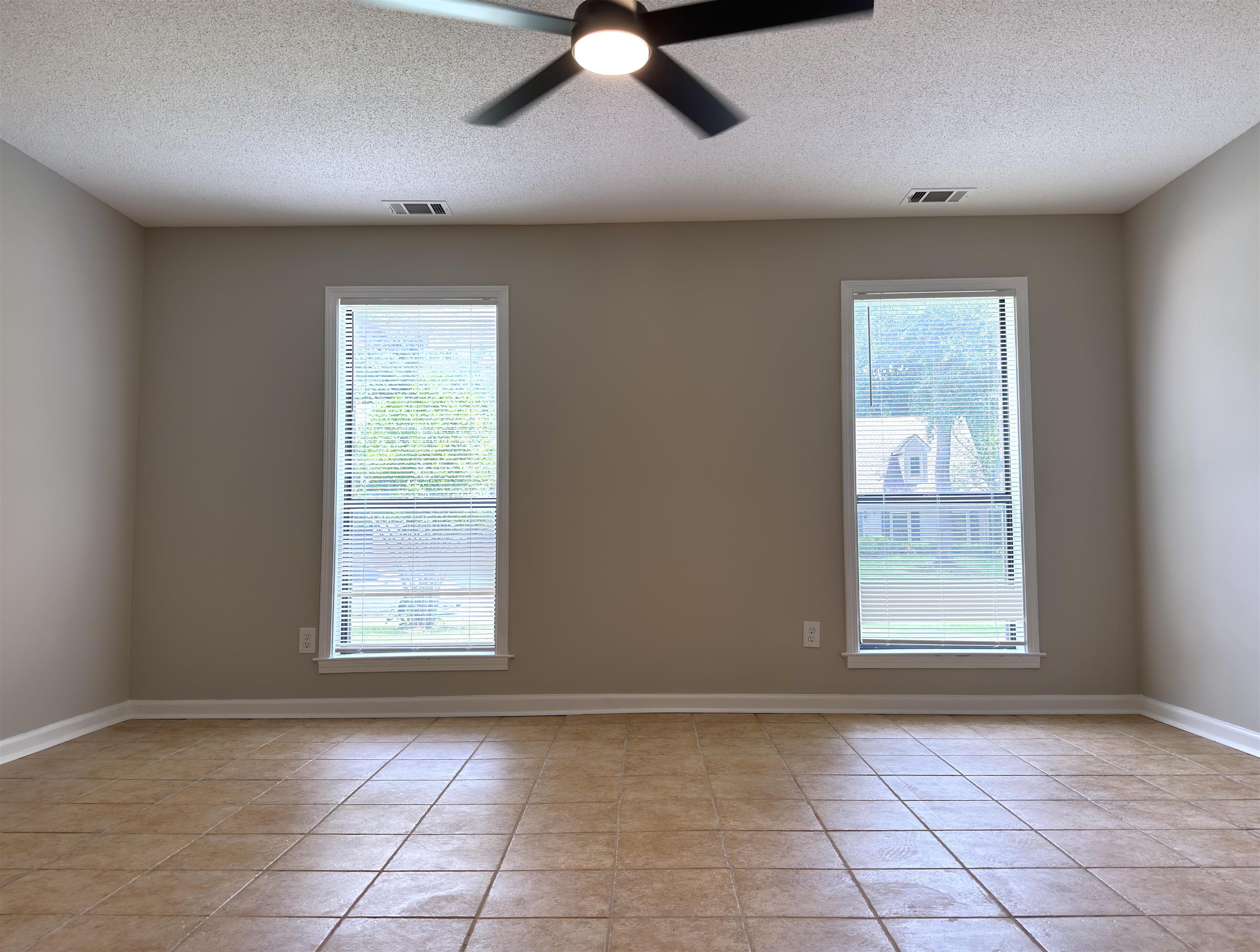 8163 Walnut Creek Rd Property Photo 15