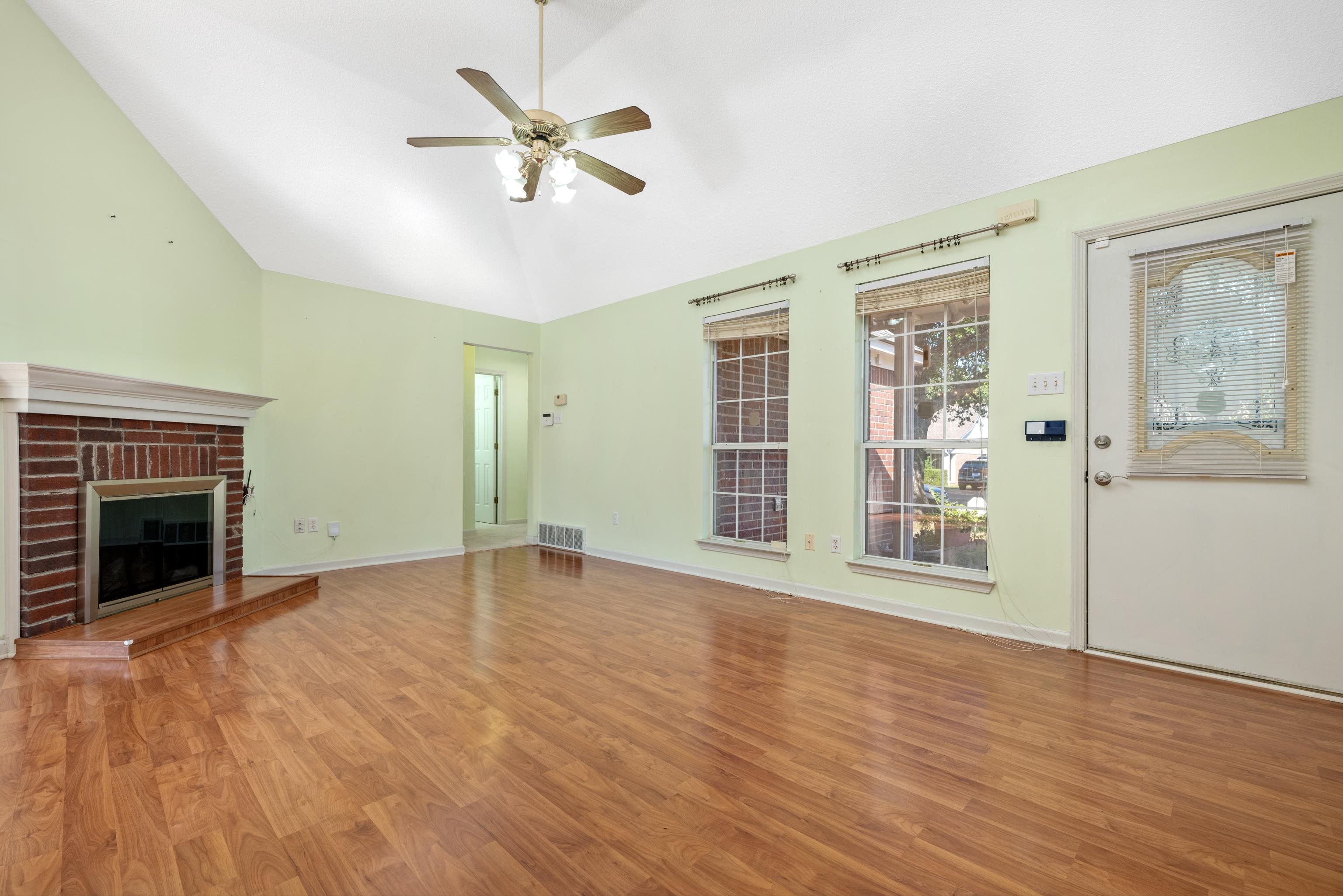 3833 Walden Meadow Dr Property Photo 5
