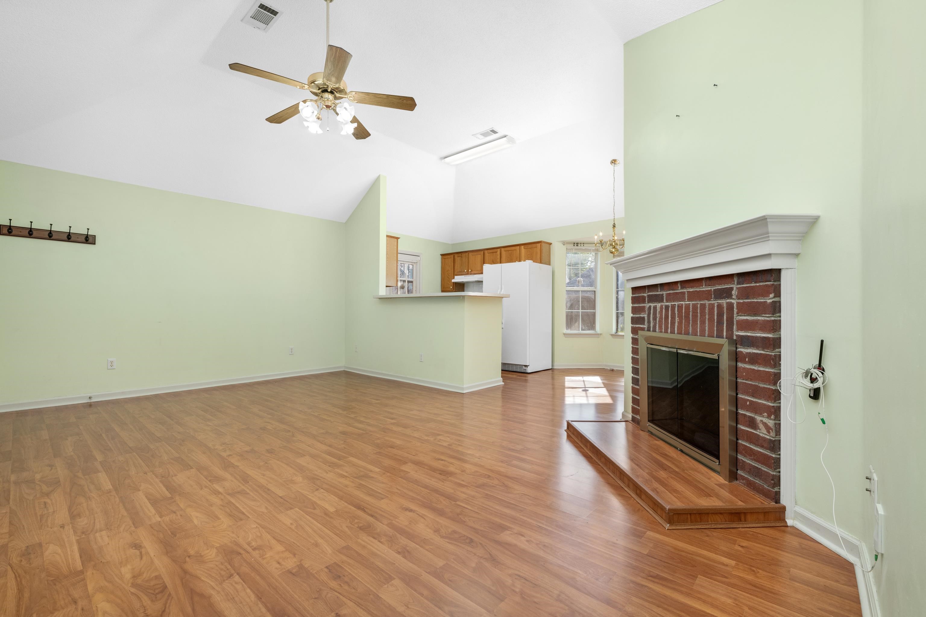 3833 Walden Meadow Dr Property Photo 6