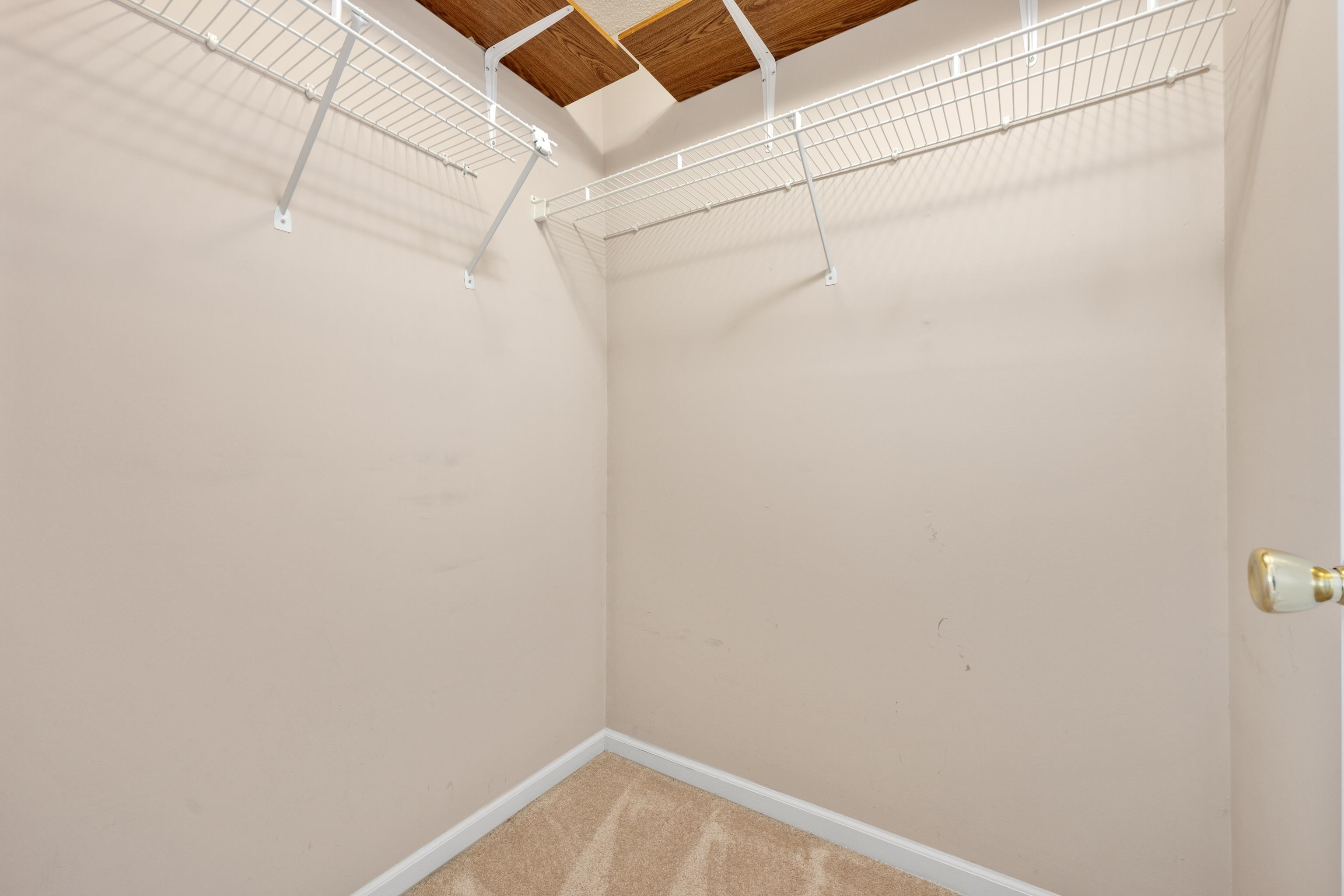 3833 Walden Meadow Dr Property Photo 16