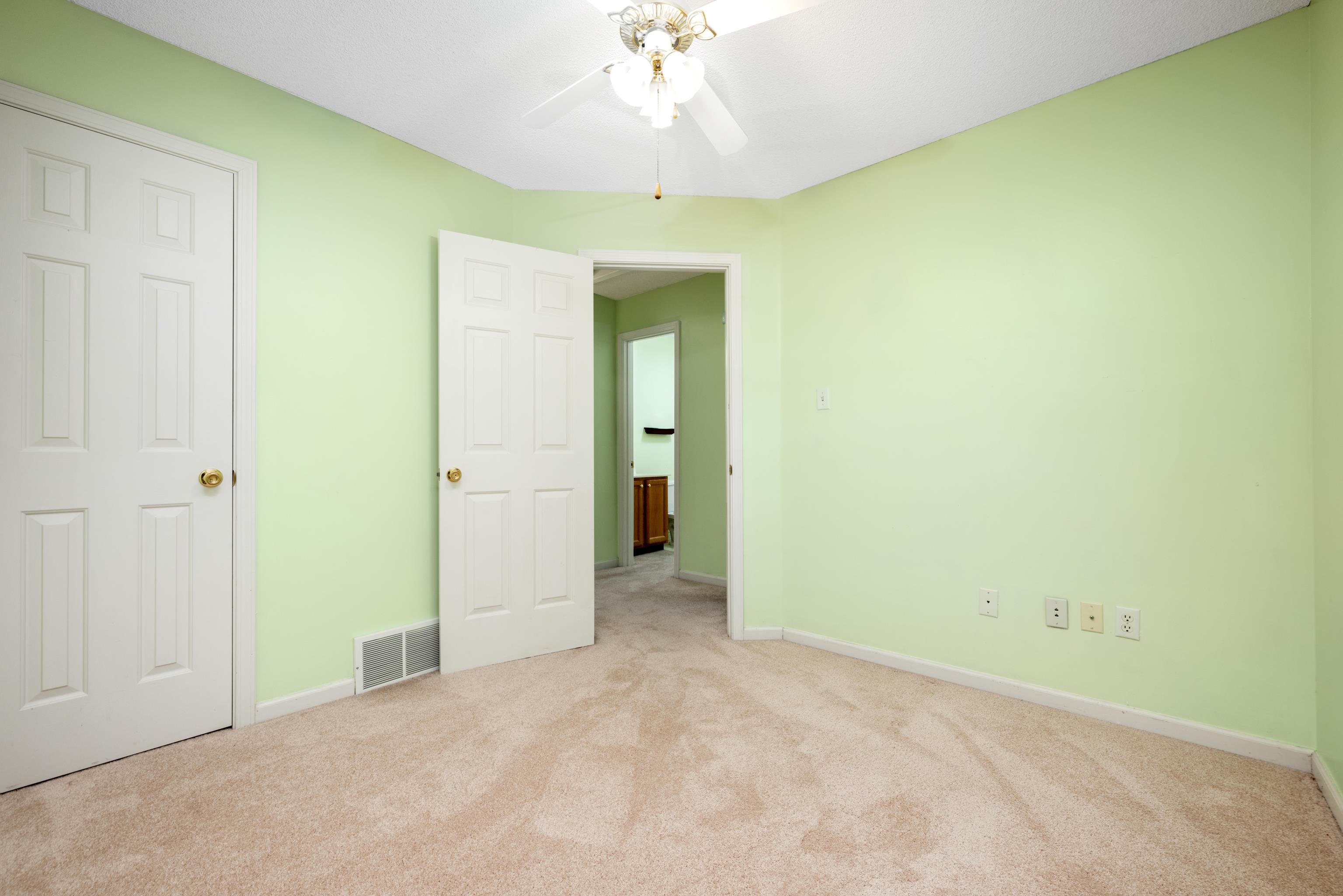 3833 Walden Meadow Dr Property Photo 21