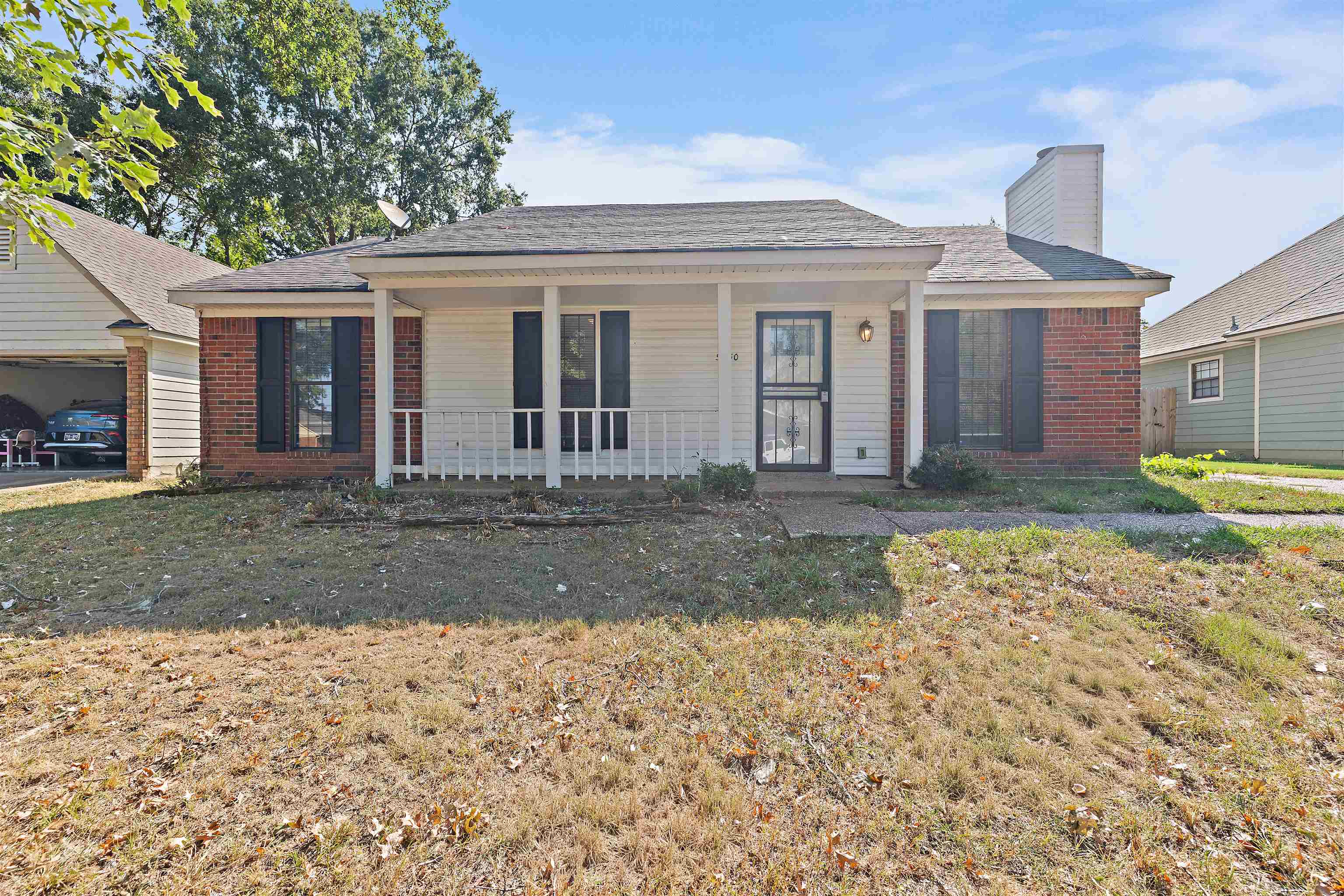 5330 SLEEPY OAK CV Property Photo 1