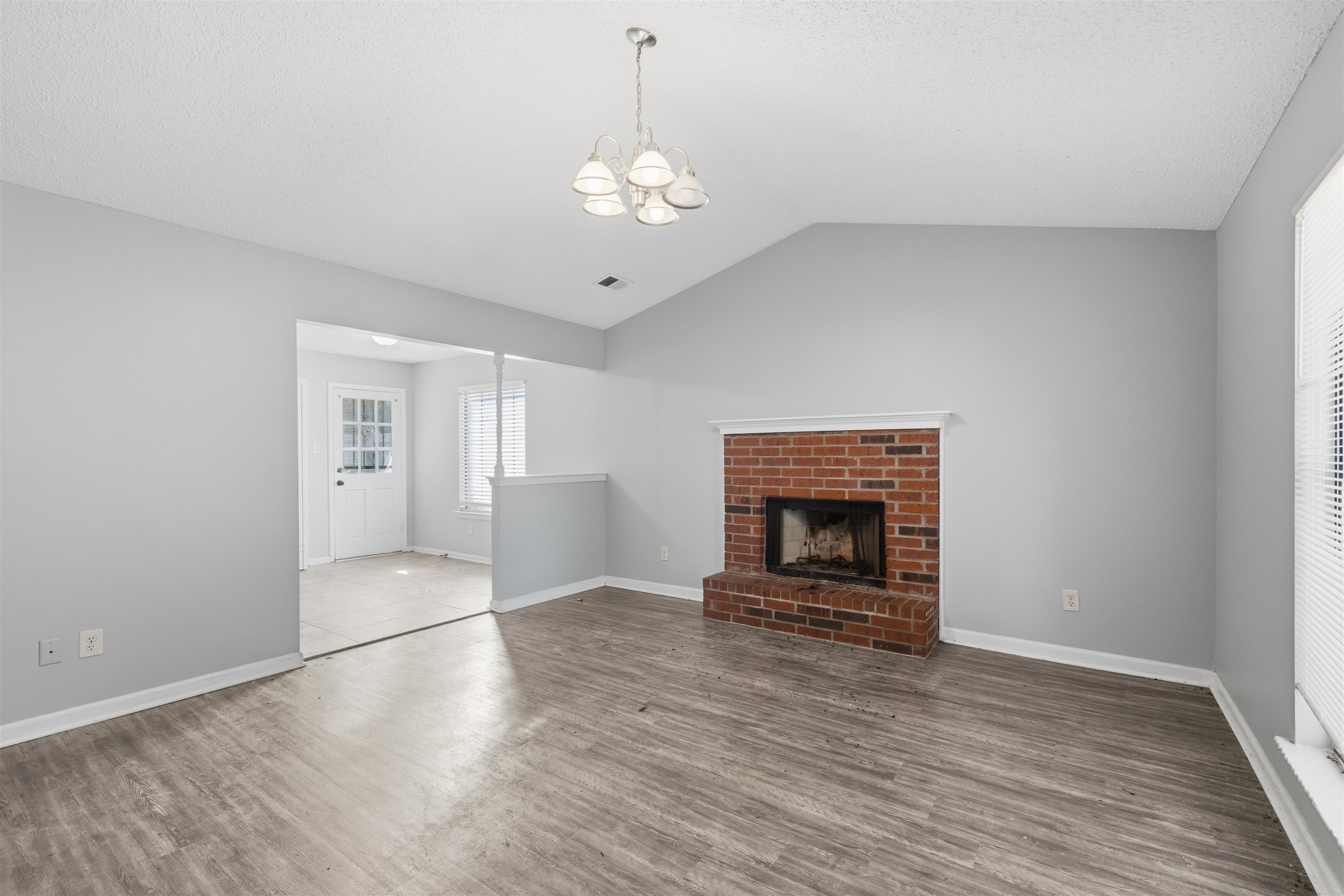5330 Sleepy Oak Cv Property Photo 12