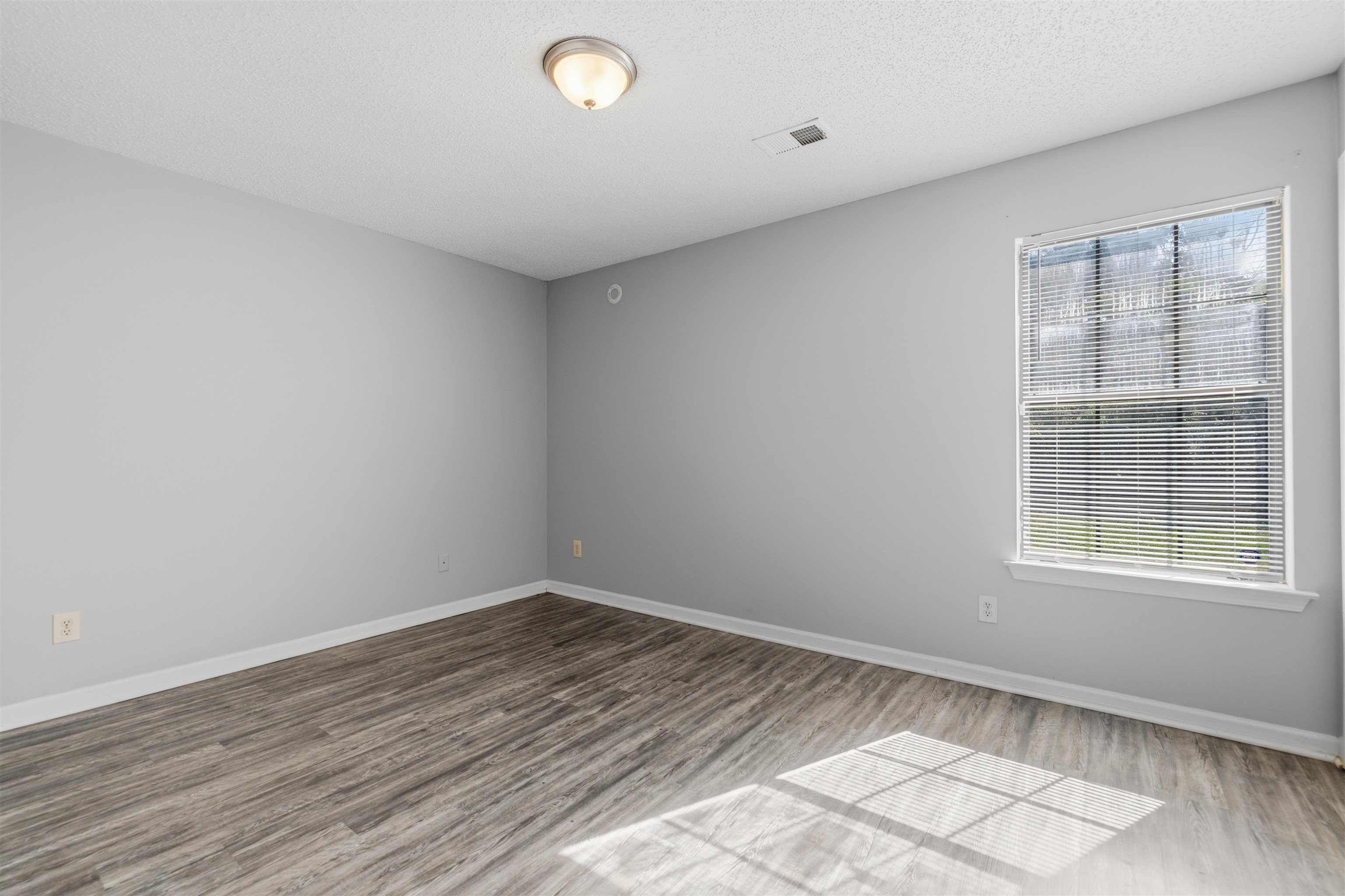 5330 Sleepy Oak Cv Property Photo 22
