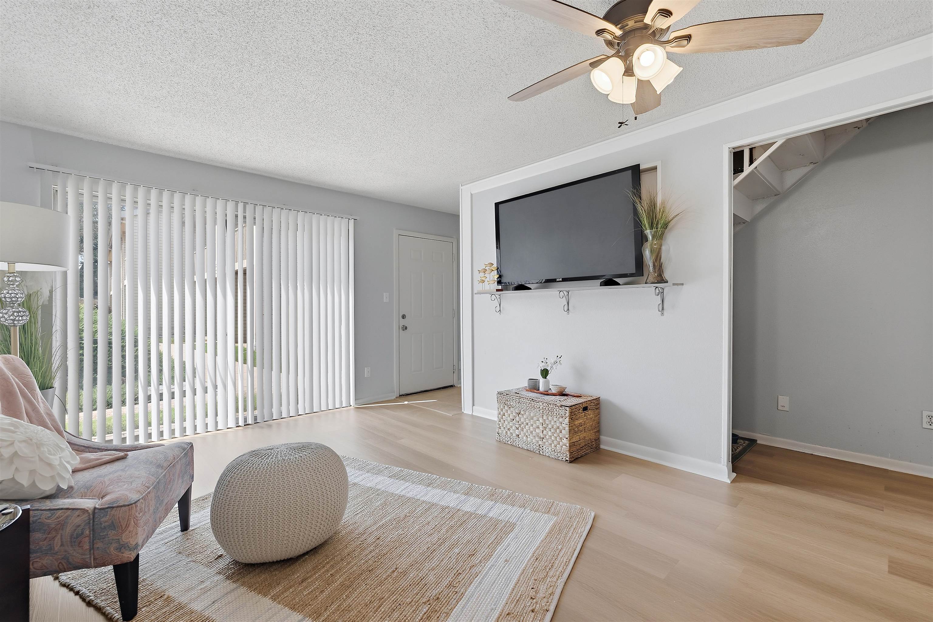 6768 Quail Hollow Ct 6768 Property Photo 5