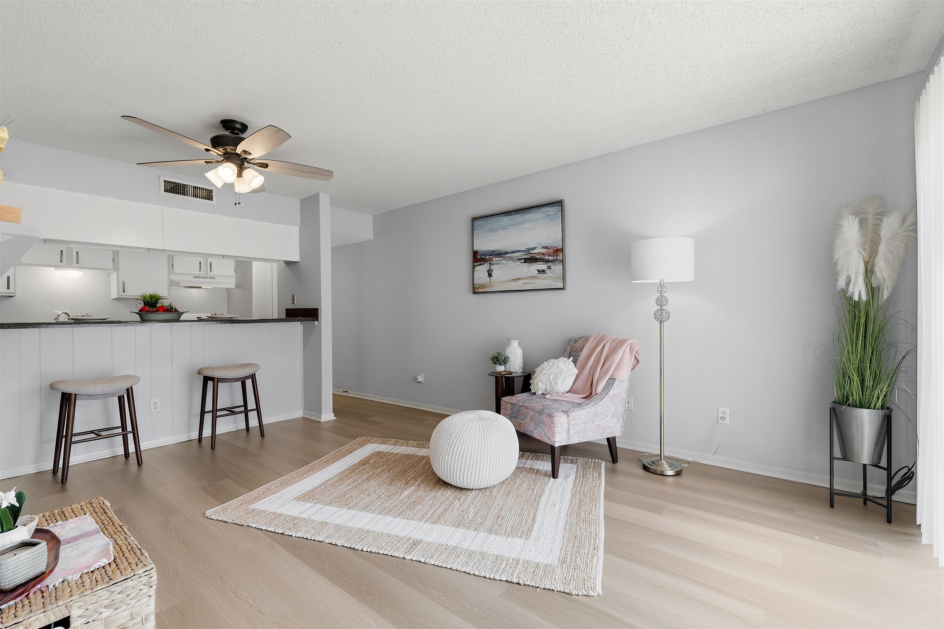 6768 Quail Hollow Ct 6768 Property Photo 7
