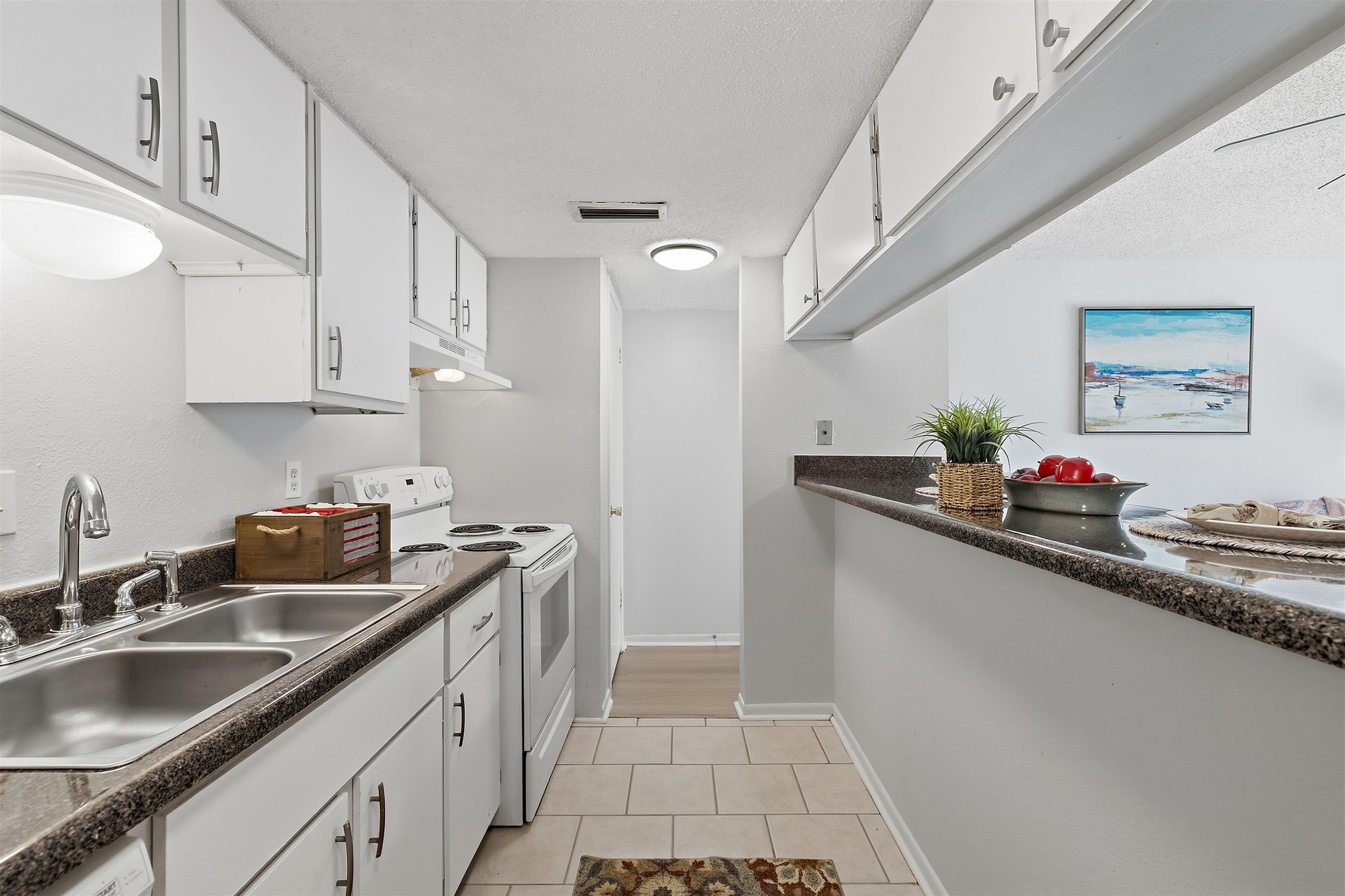 6768 Quail Hollow Ct 6768 Property Photo 12