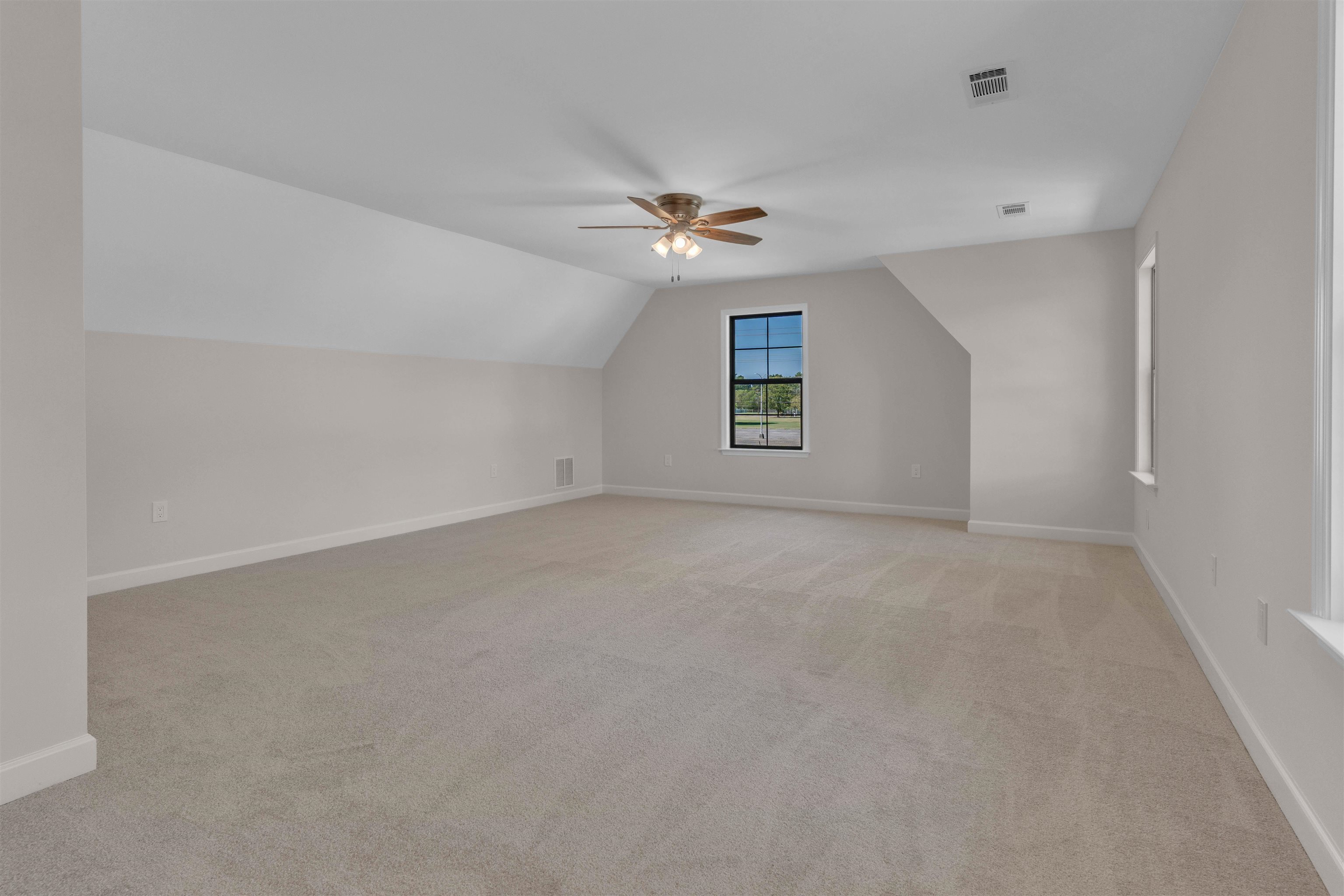 70 West St Property Photo 23