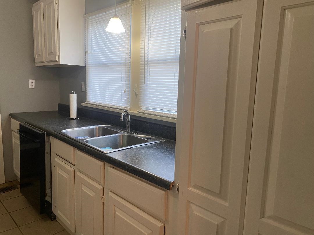 430 Garland Ave Property Photo 17
