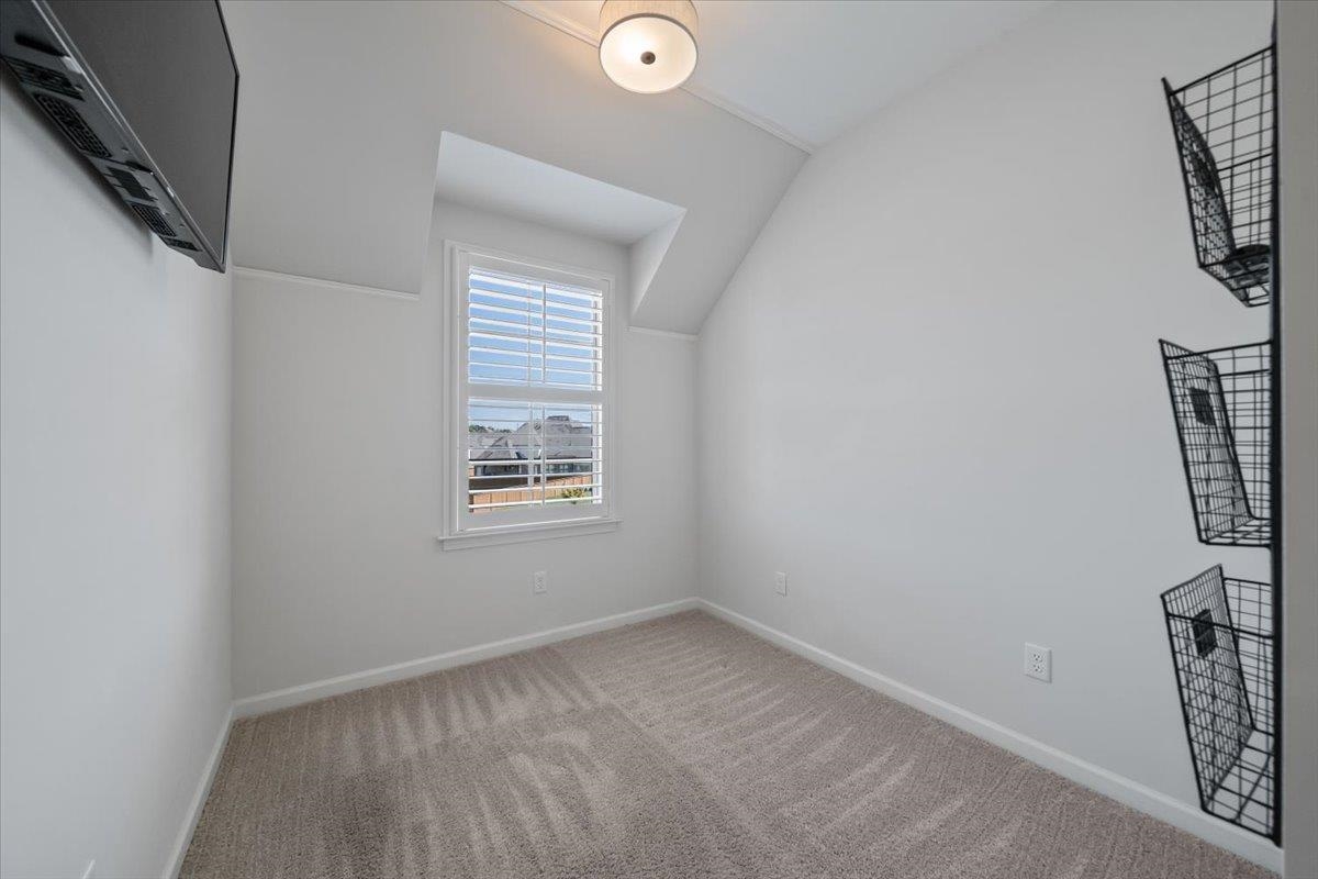 711 Cypress View Cir W Property Photo 30