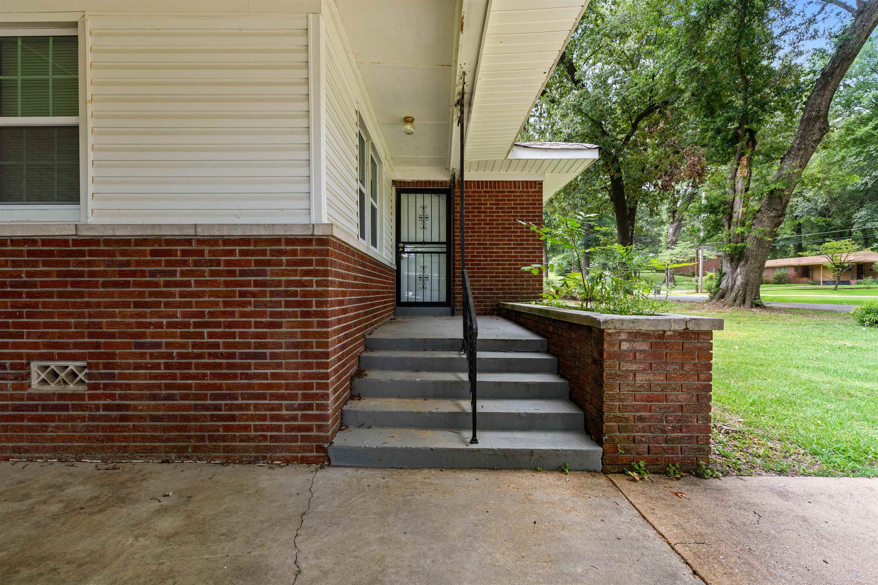 3286 Dogwood Ln Property Photo 6