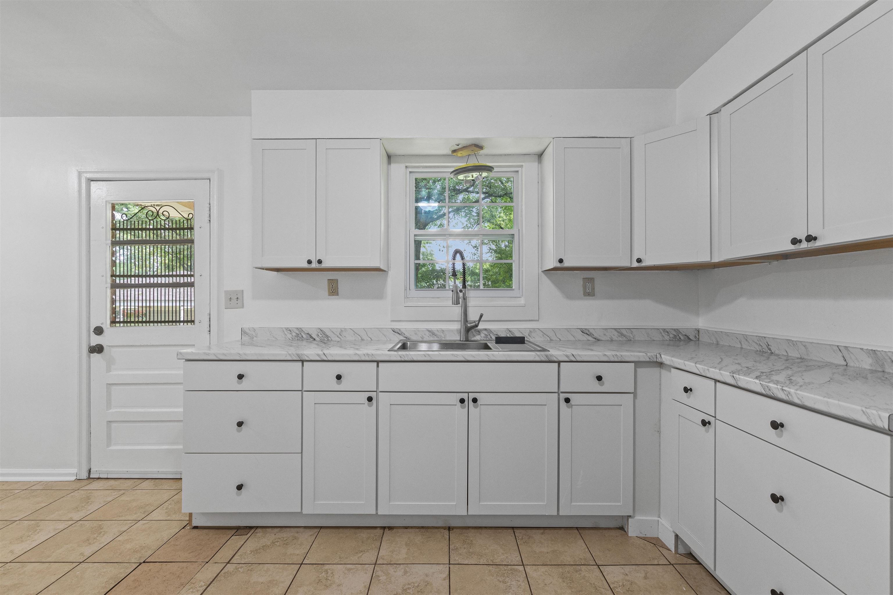 3286 Dogwood Ln Property Photo 16
