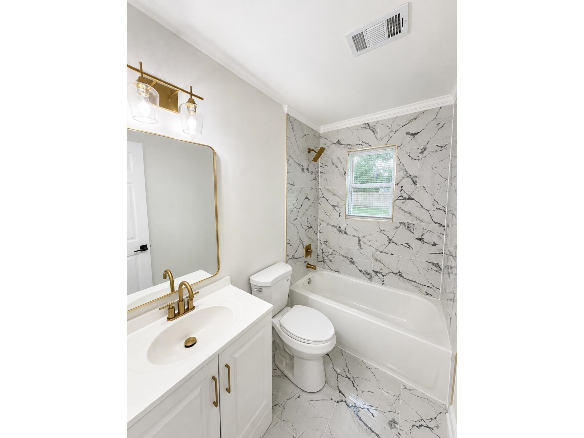 5715 Bartlett Woods Dr Property Photo 15