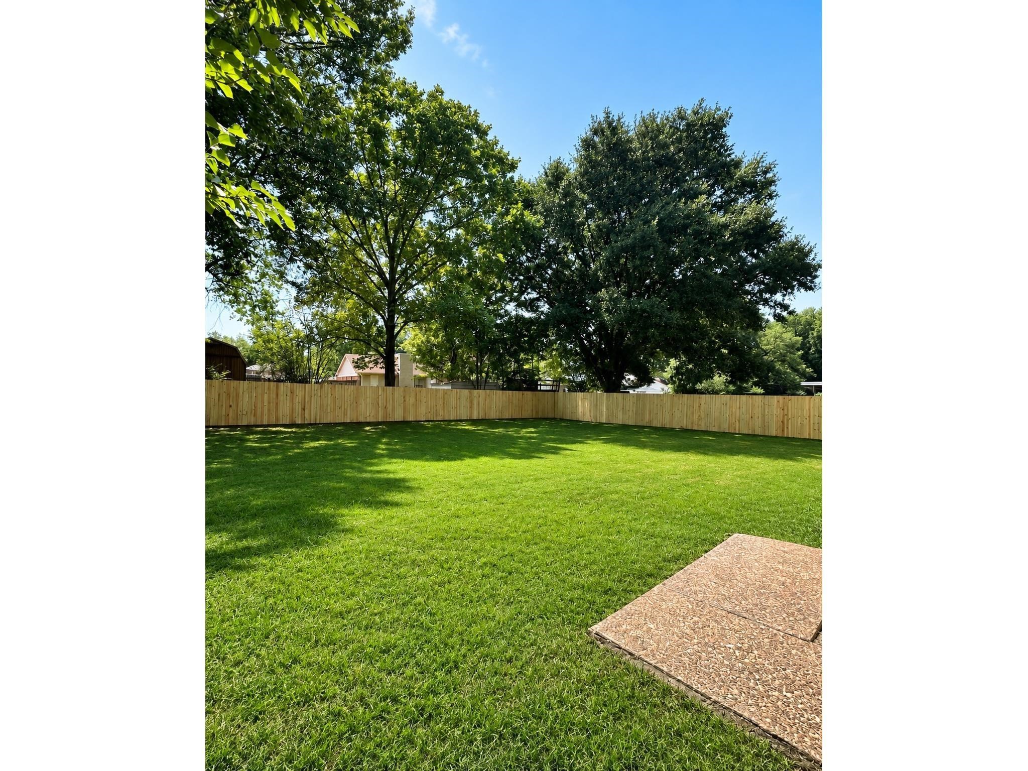5715 Bartlett Woods Dr Property Photo 16