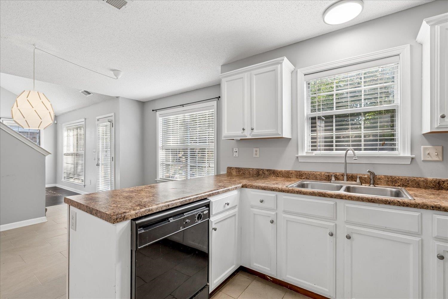 7033 S Wynne Ridge Dr Property Photo 18