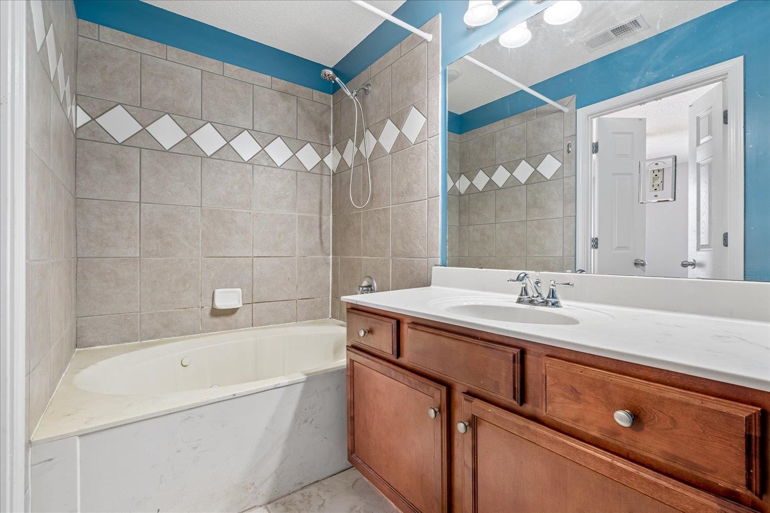 7033 S Wynne Ridge Dr Property Photo 23