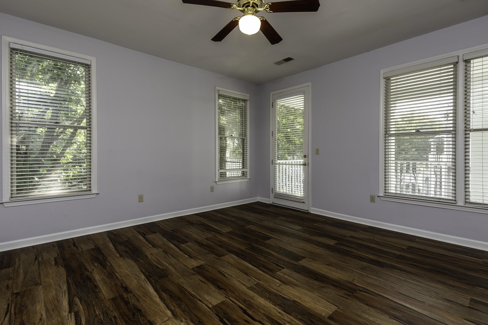 92 Harbor Village Dr Property Photo 10