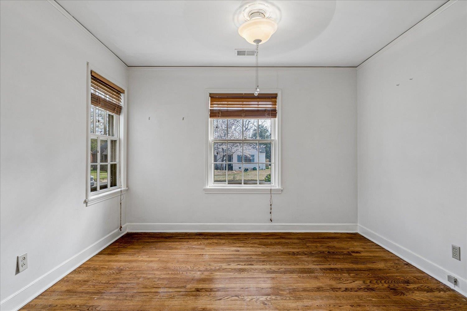 211 Dille Pl Property Photo 14
