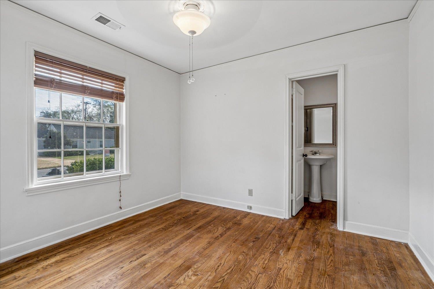 211 Dille Pl Property Photo 15