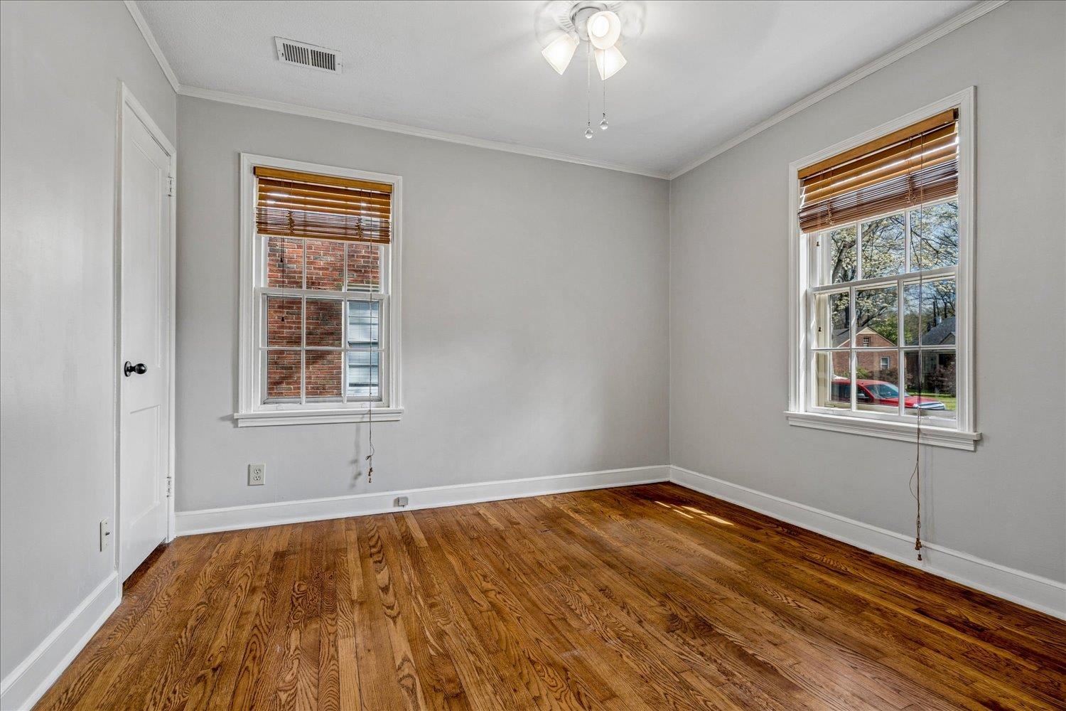 211 Dille Pl Property Photo 17