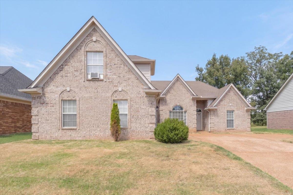 9562 Misty Knoll Dr Property Photo 3