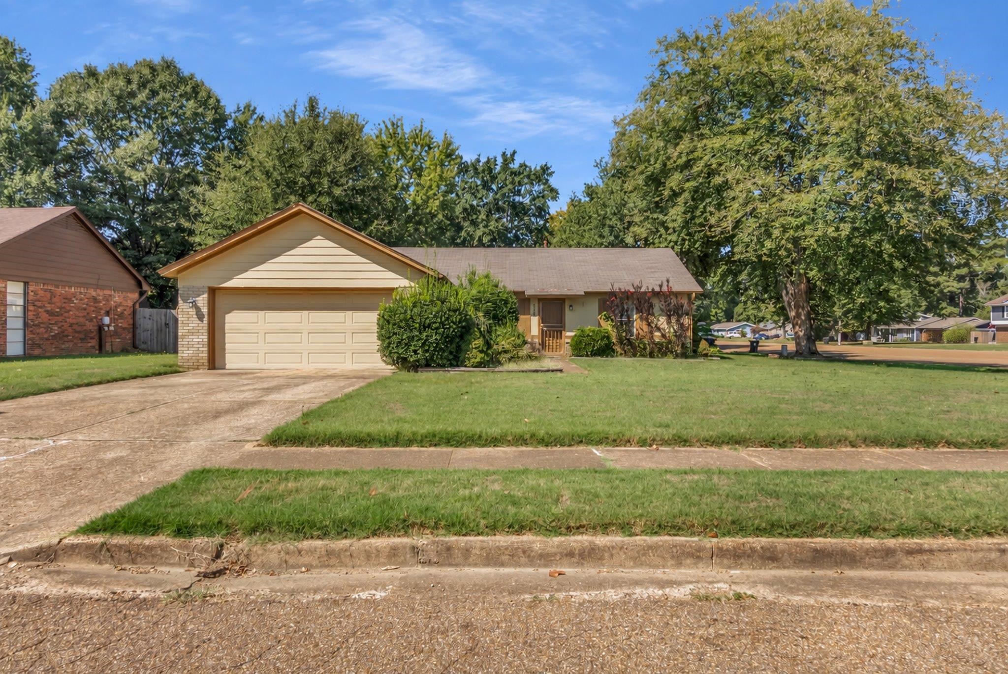 2391 BARBARO DR Property Photo 1