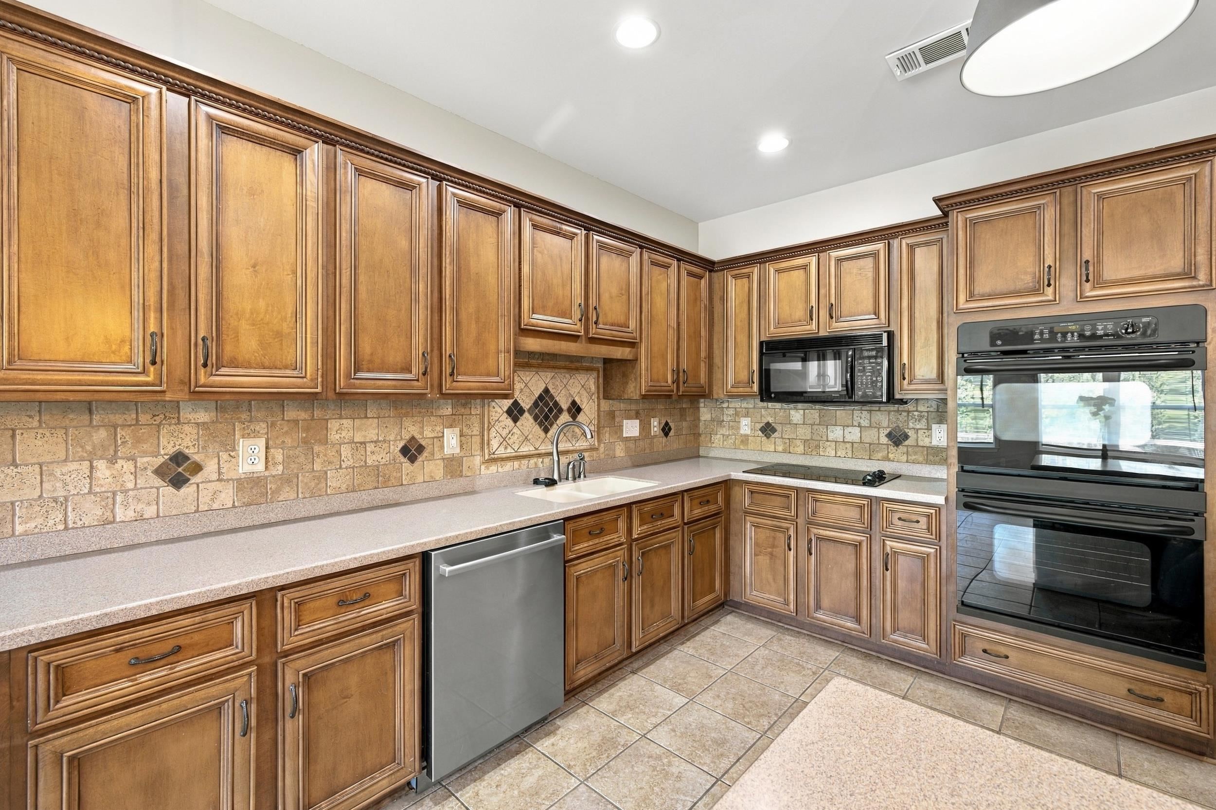 4626 Charity Glen Cv Property Photo 15