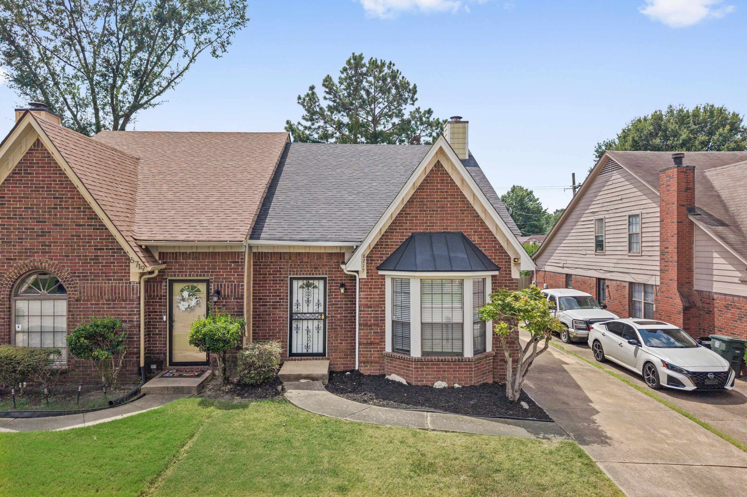 6717 ROSS RIDGE DR Property Photo 1