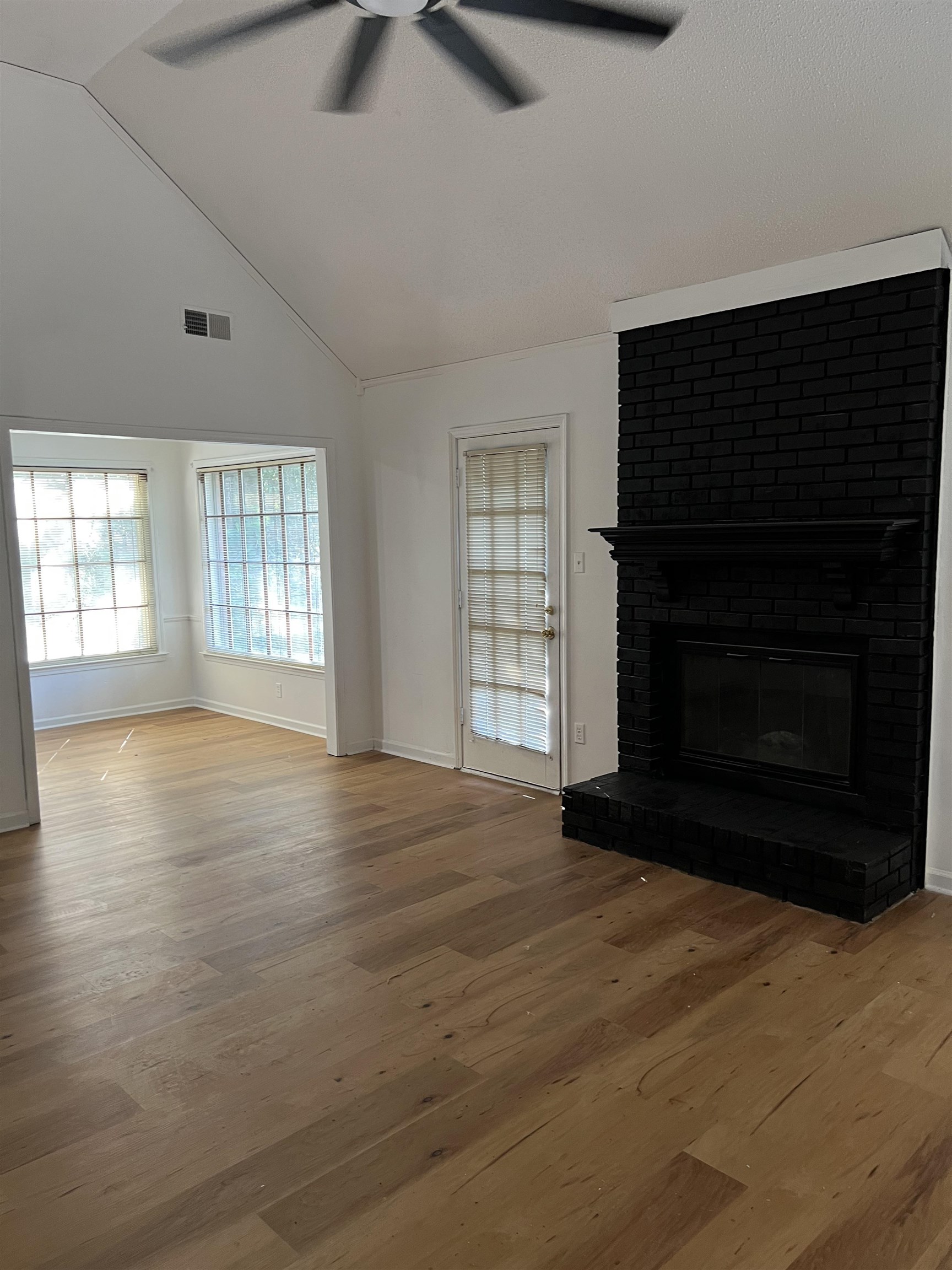 7043 Boxborough Cv Property Photo 5